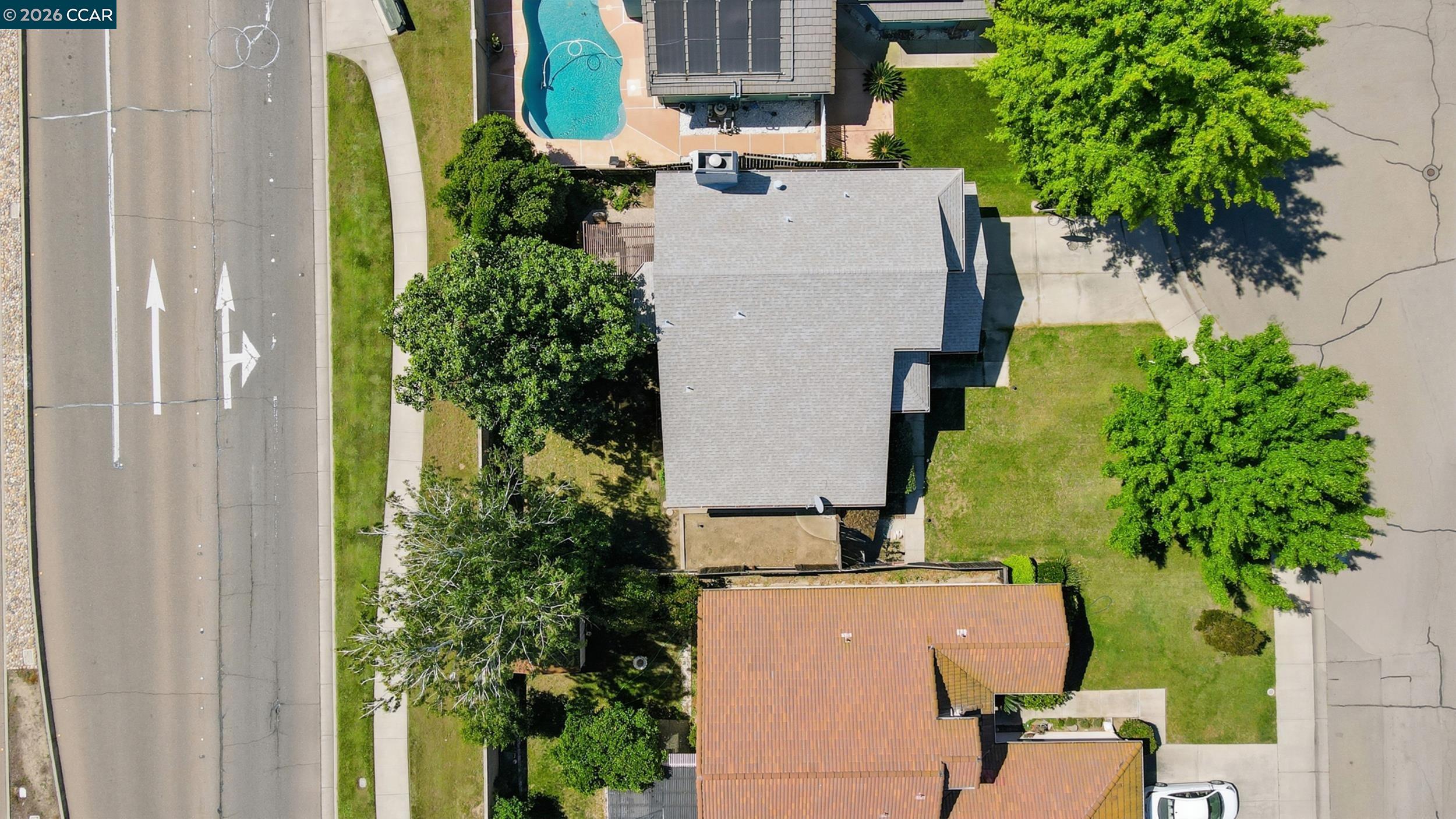 Detail Gallery Image 32 of 43 For 1980 Harvest Landing Court, Tracy,  CA 95376 - 3 Beds | 2/1 Baths