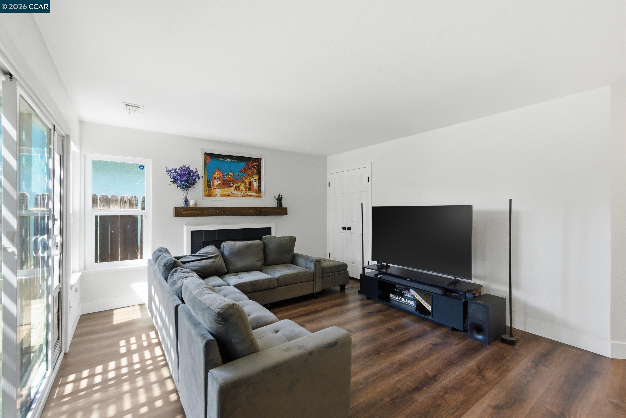 Detail Gallery Image 10 of 43 For 1980 Harvest Landing Court, Tracy,  CA 95376 - 3 Beds | 2/1 Baths