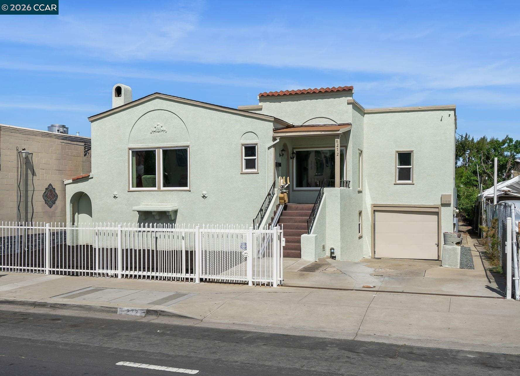 Front Image Thumbnail for CC41130003