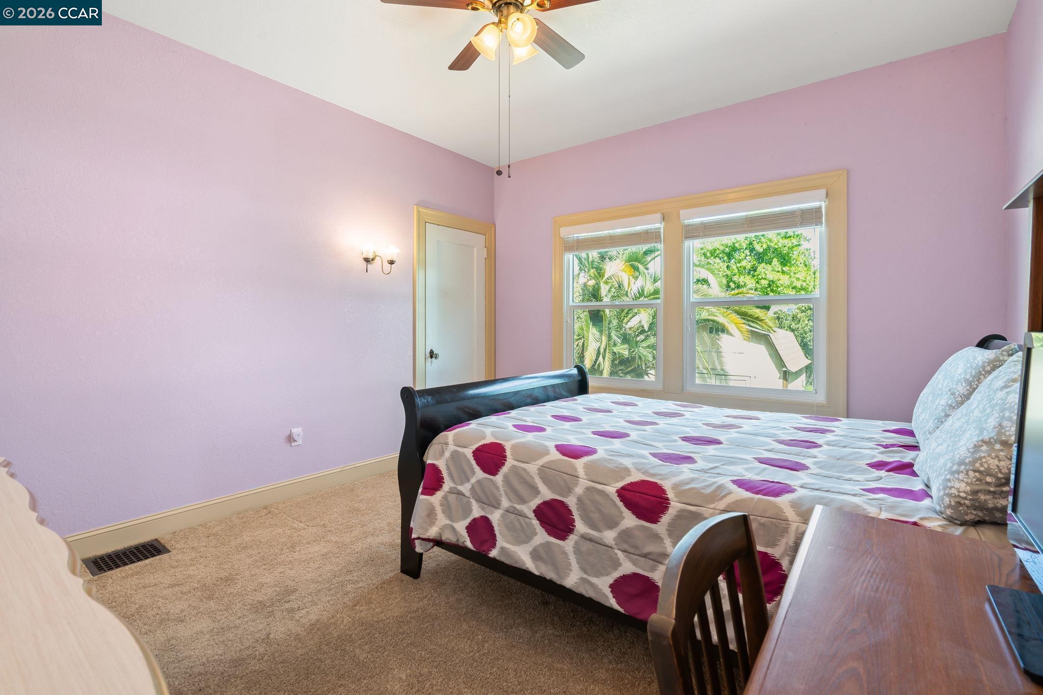Detail Gallery Image 18 of 31 For 272 W 10th St, Pittsburg,  CA 94565 - 3 Beds | 1 Baths