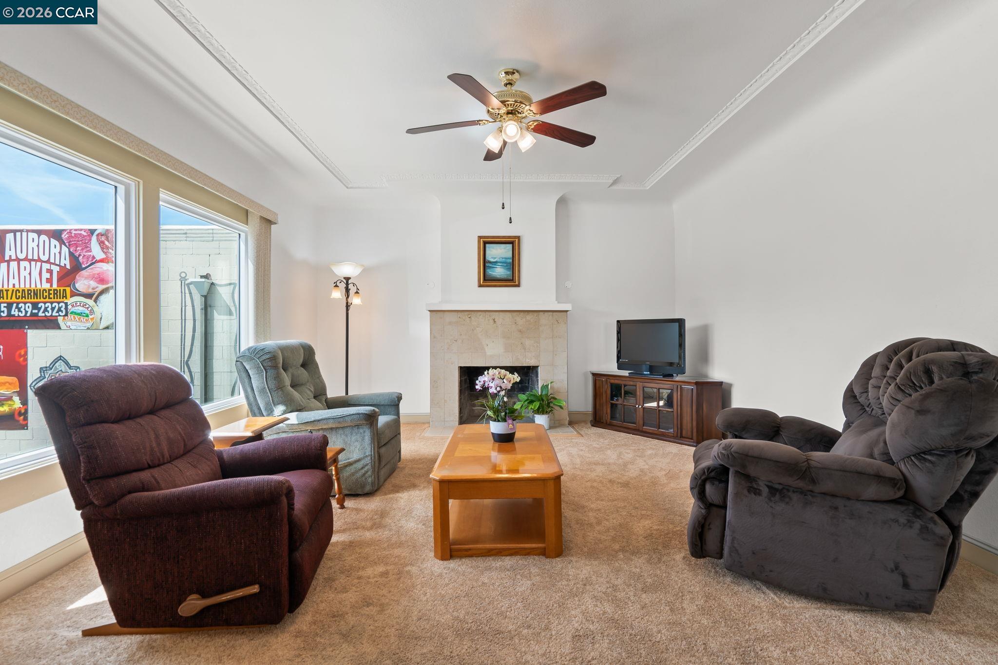 Detail Gallery Image 7 of 31 For 272 W 10th St, Pittsburg,  CA 94565 - 3 Beds | 1 Baths