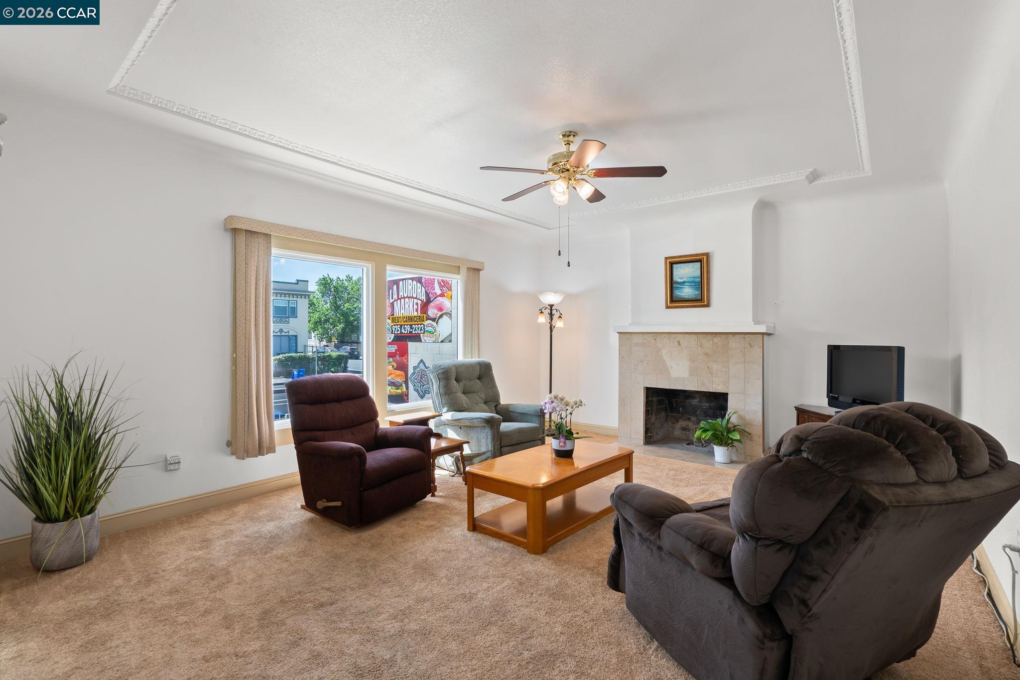 Detail Gallery Image 9 of 31 For 272 W 10th St, Pittsburg,  CA 94565 - 3 Beds | 1 Baths