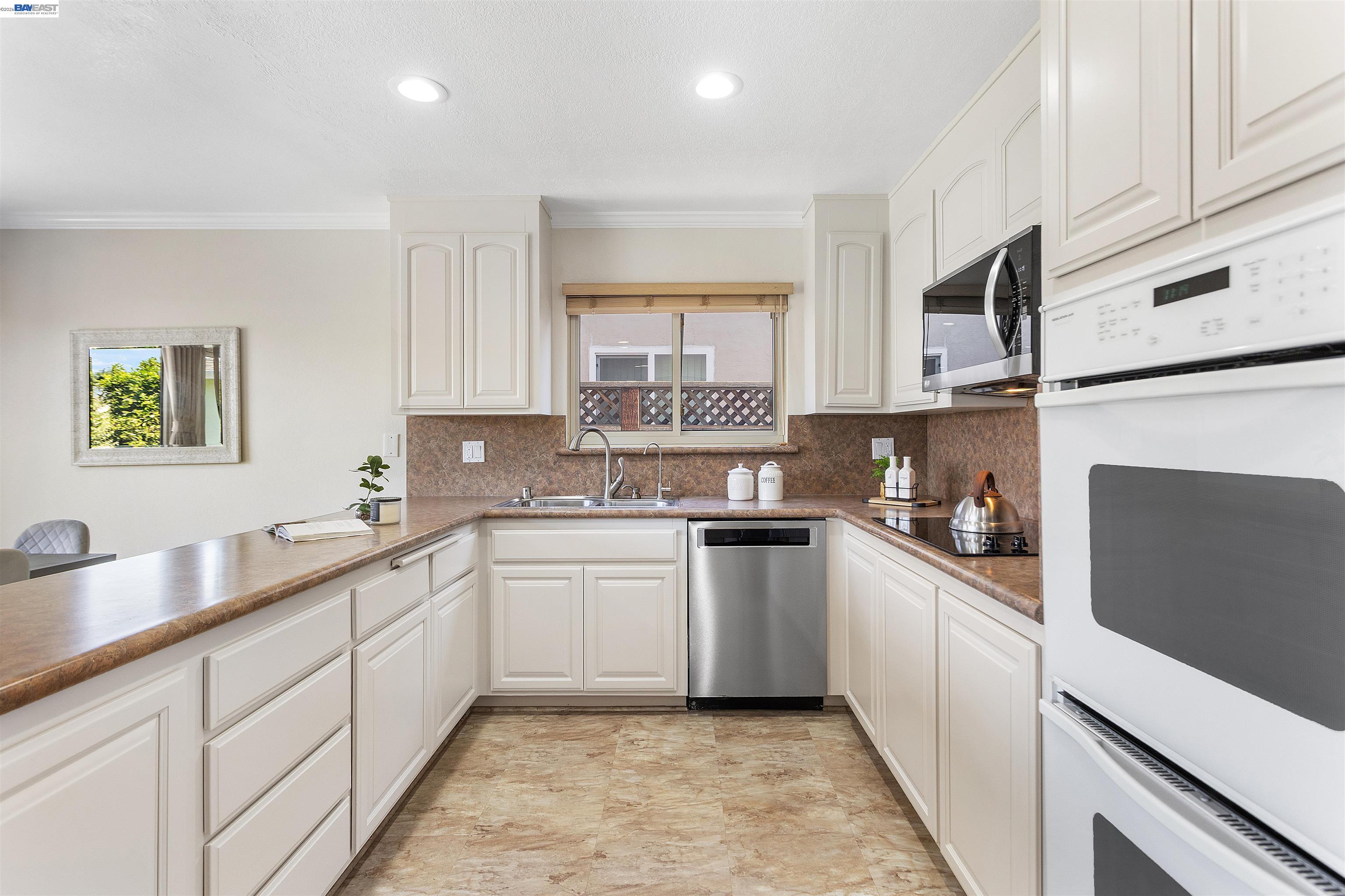 Detail Gallery Image 17 of 43 For 3179 Mackenzie Pl, Fremont,  CA 94536 - 3 Beds | 2 Baths