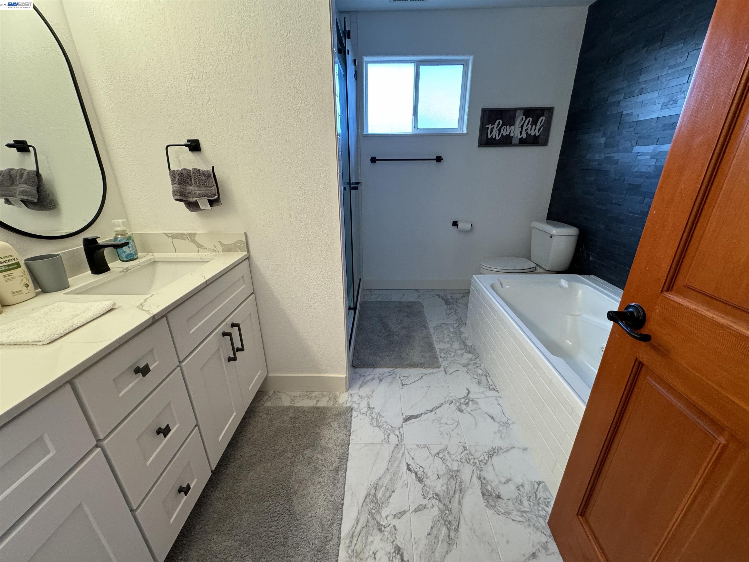 Detail Gallery Image 13 of 16 For 668 Keys Blvd., Clearlake Oaks,  CA 95423 - 3 Beds | 2 Baths