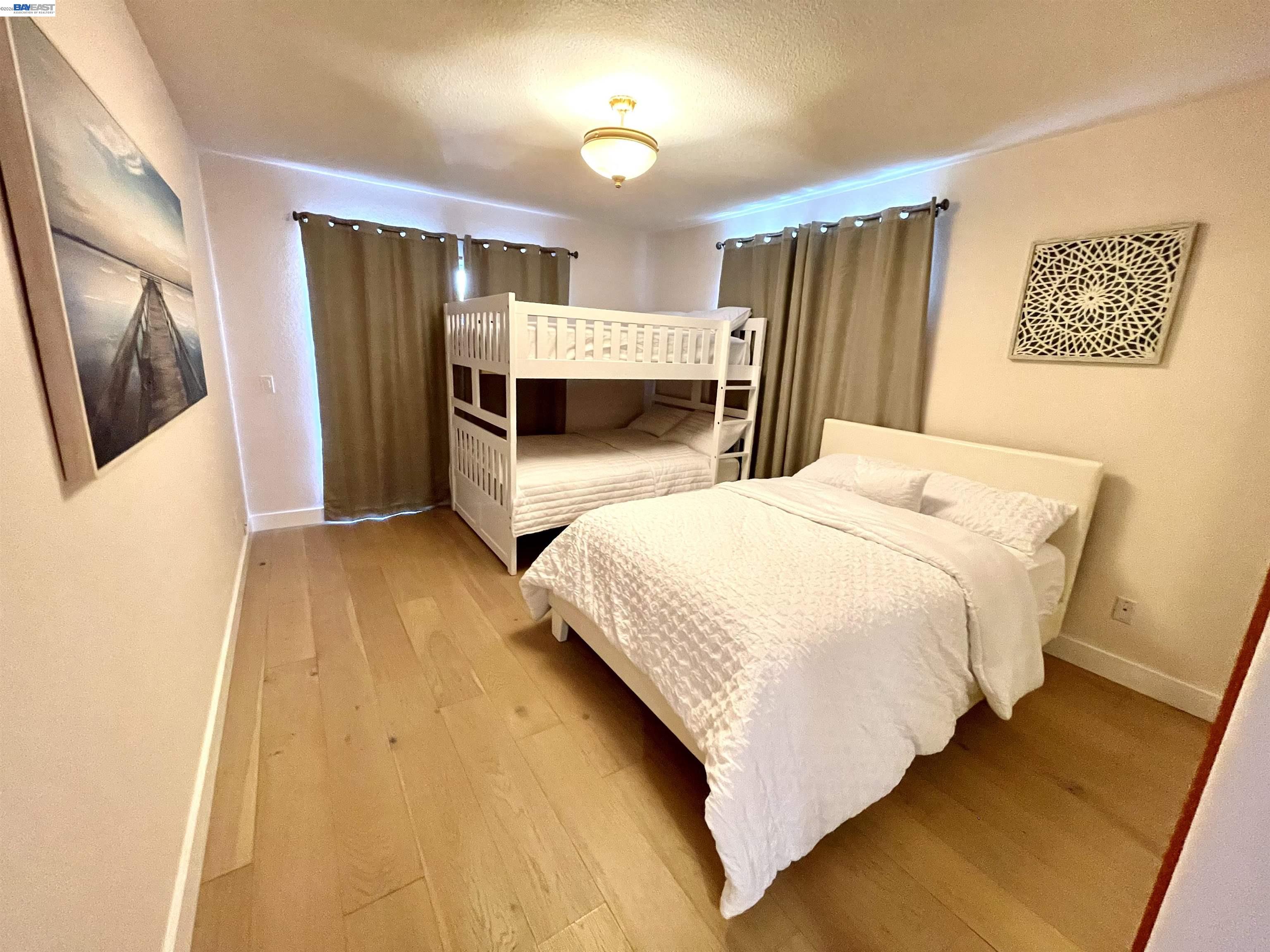 Detail Gallery Image 10 of 16 For 668 Keys Blvd., Clearlake Oaks,  CA 95423 - 3 Beds | 2 Baths