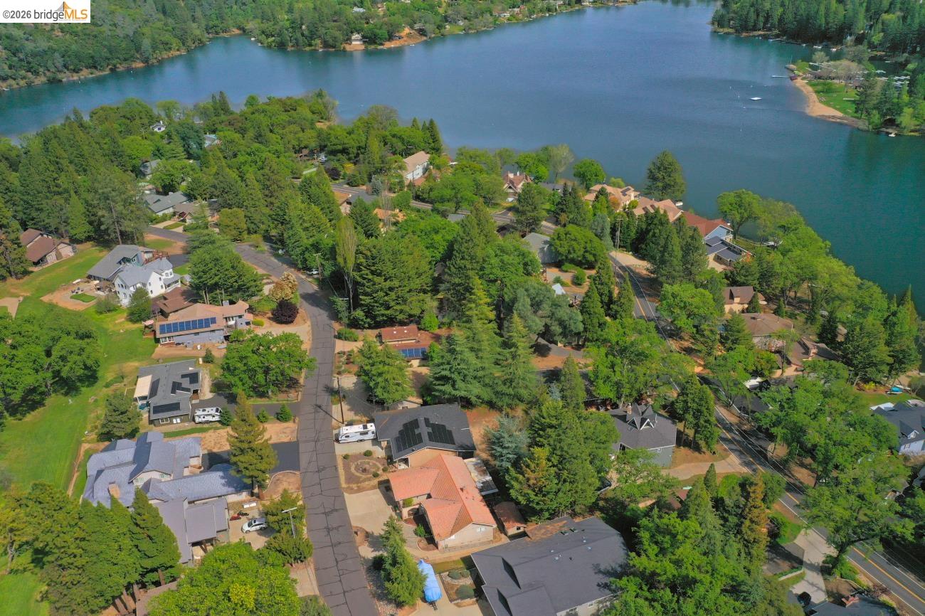 Detail Gallery Image 6 of 20 For 12689 Mount Jefferson, Groveland,  CA 95321-9356 - 3 Beds | 2 Baths