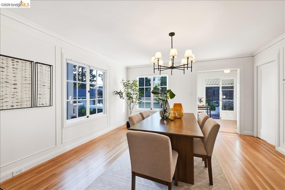 35 Ross Cir, Oakland, CA, 94618