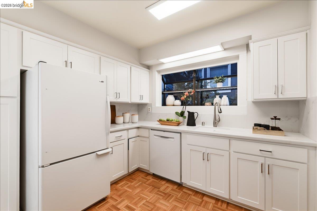 35 Ross Cir, Oakland, CA, 94618