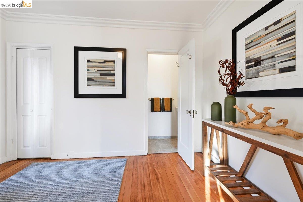 35 Ross Cir, Oakland, CA, 94618