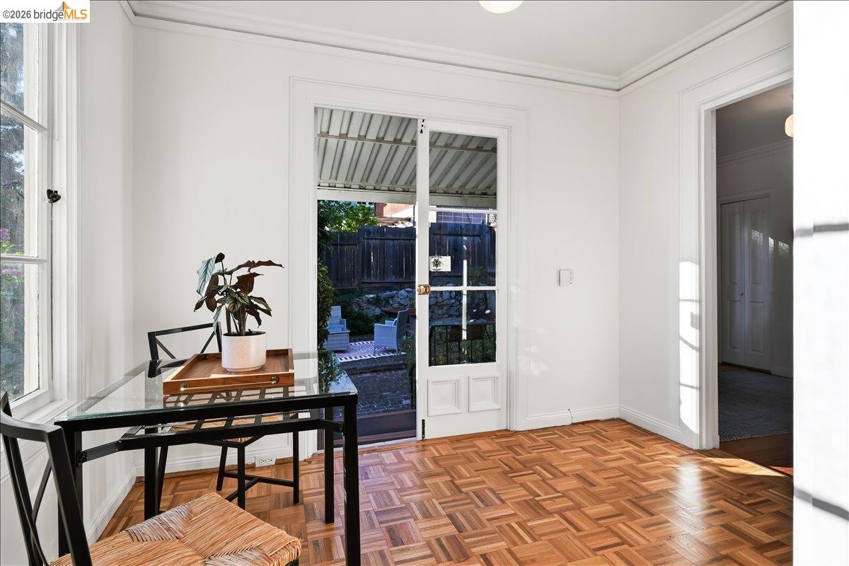 35 Ross Cir, Oakland, CA, 94618