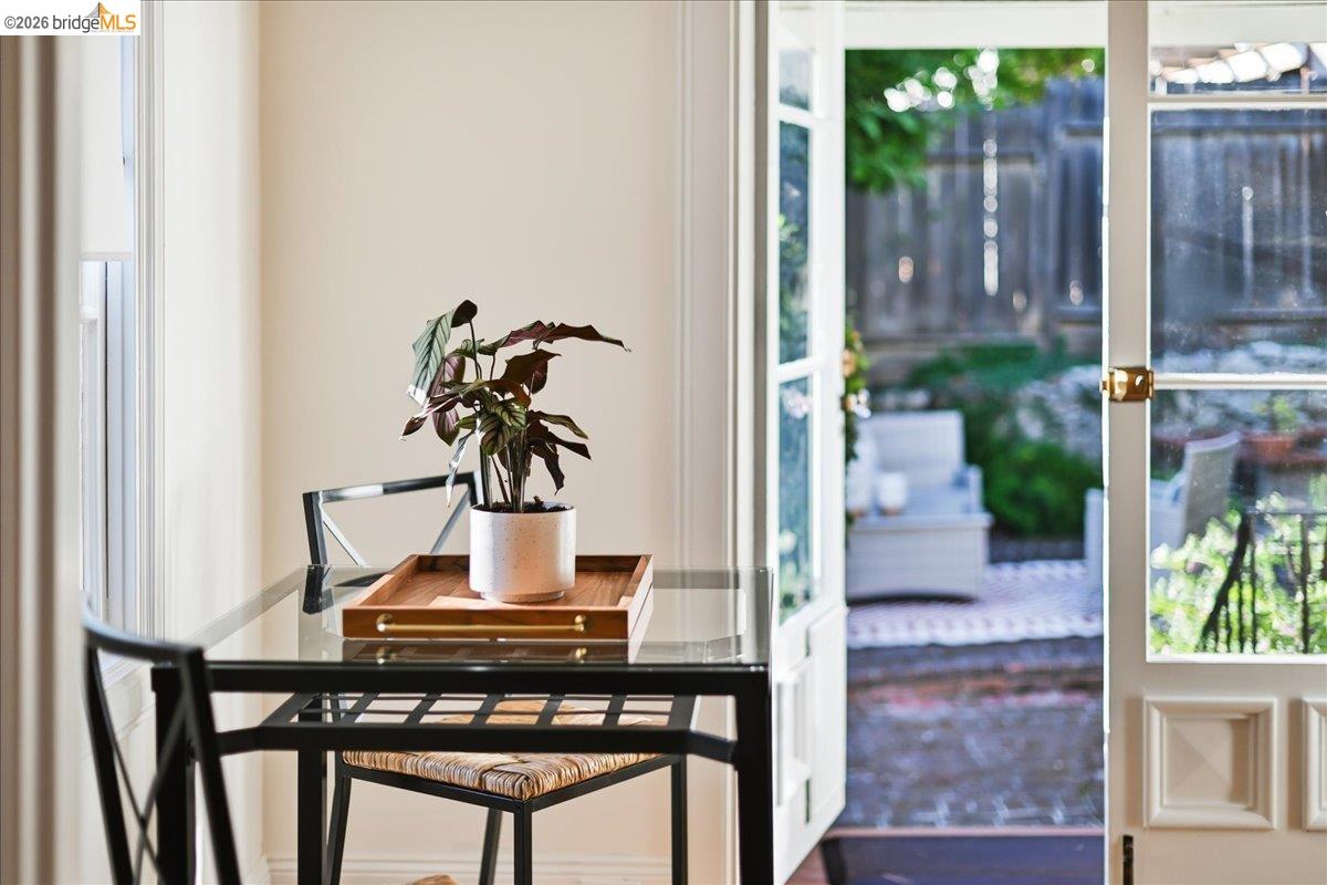 35 Ross Cir, Oakland, CA, 94618