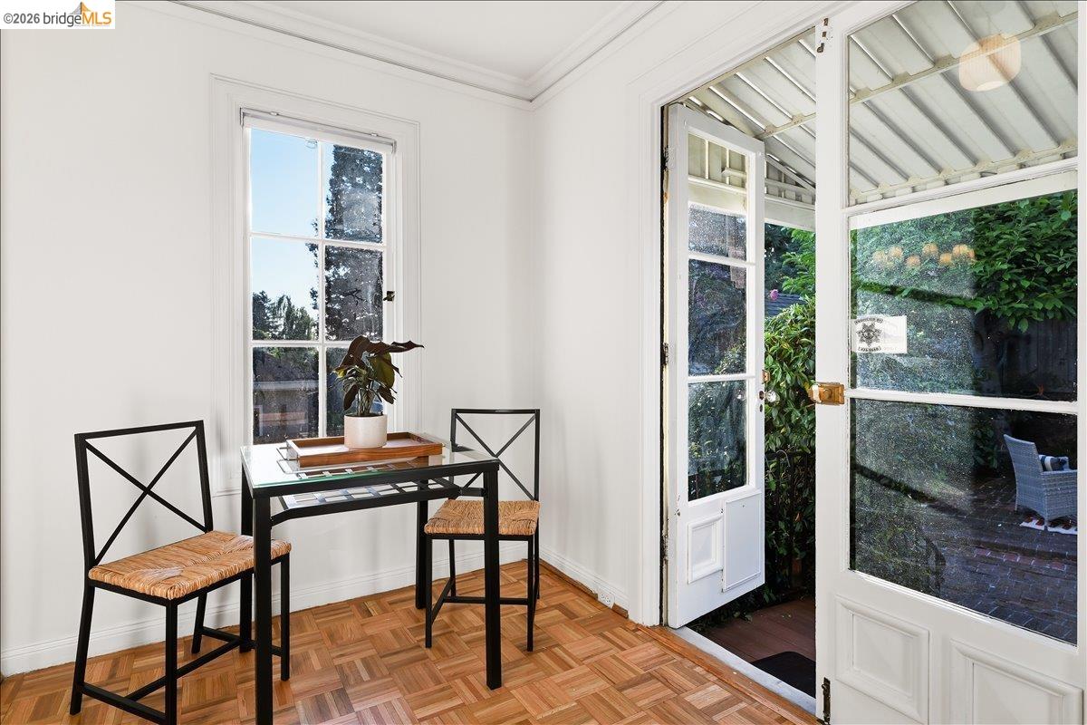 35 Ross Cir, Oakland, CA, 94618