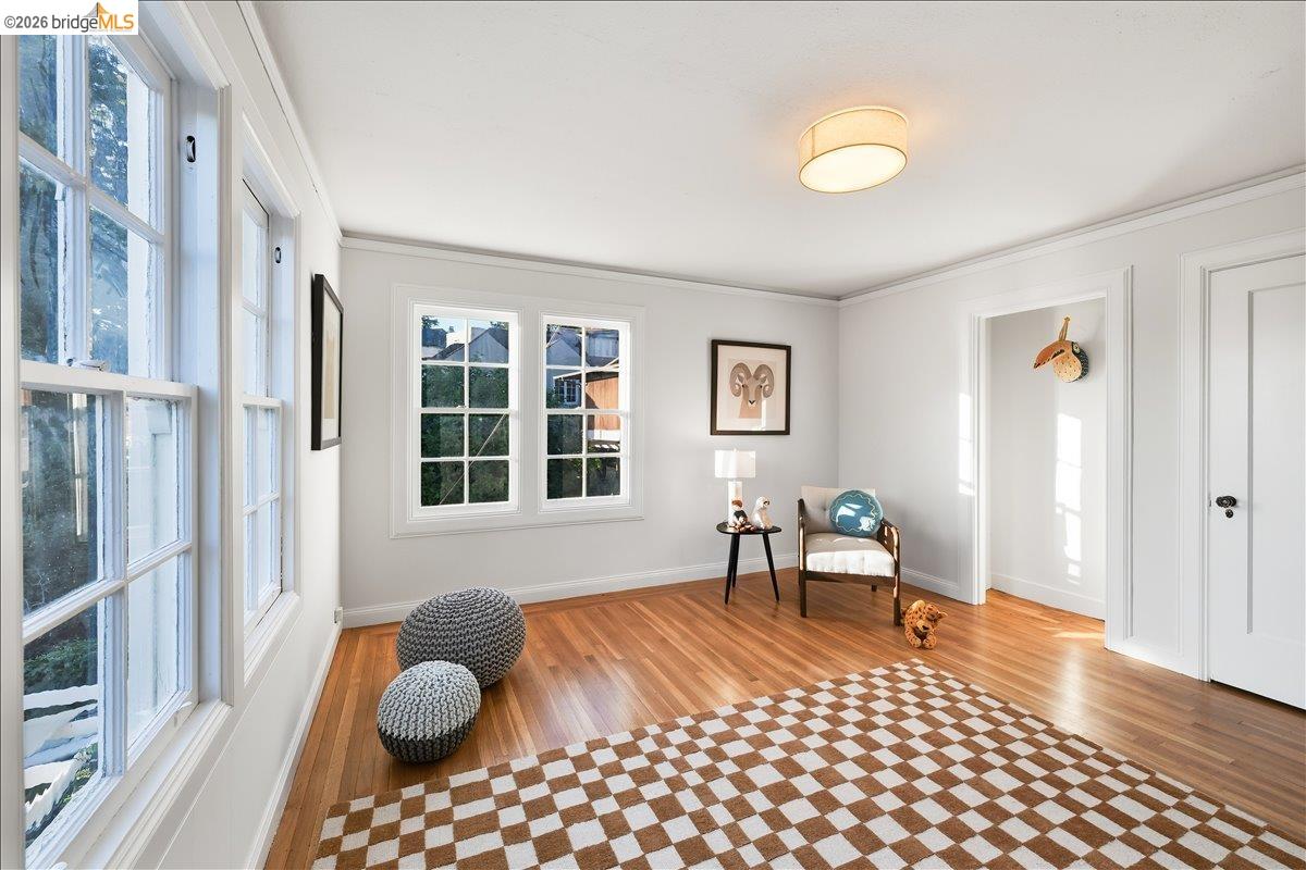 35 Ross Cir, Oakland, CA, 94618