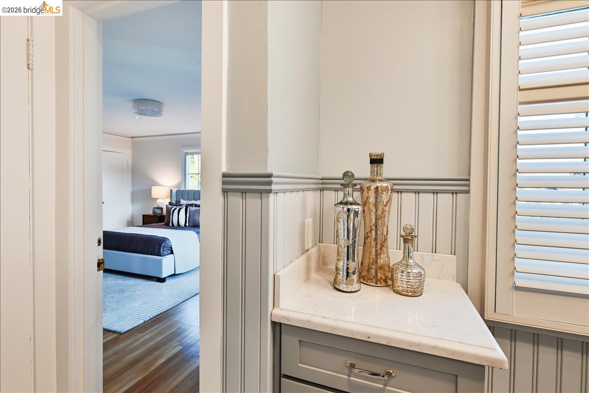 35 Ross Cir, Oakland, CA, 94618