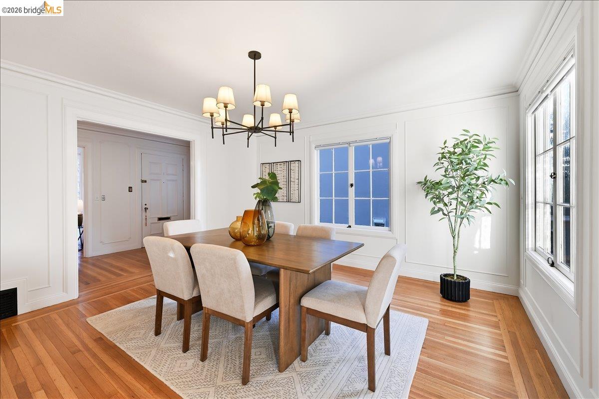 35 Ross Cir, Oakland, CA, 94618