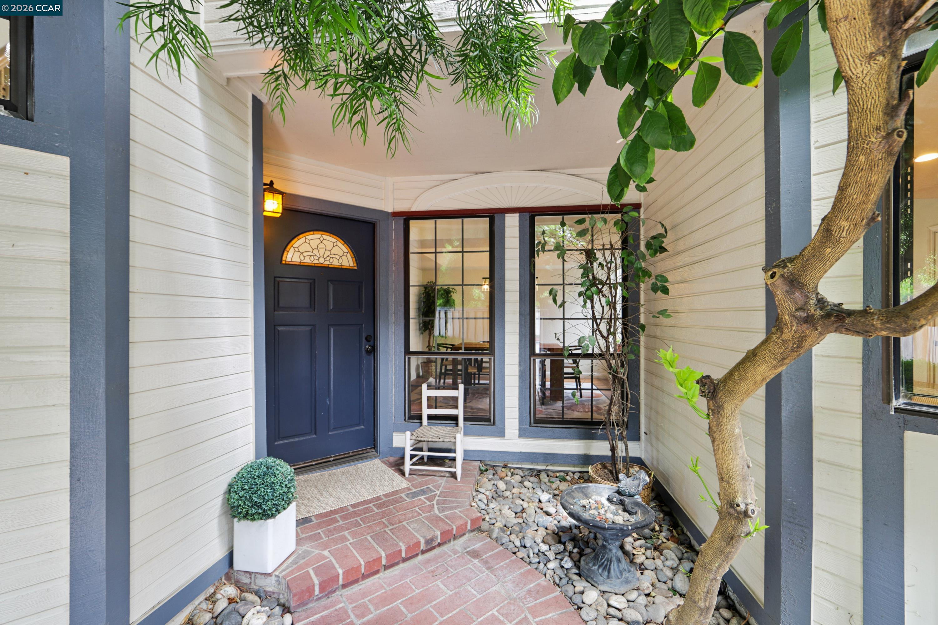 Detail Gallery Image 3 of 37 For 1164 Tiffany Ln, Pleasanton,  CA 94566 - 3 Beds | 2/1 Baths