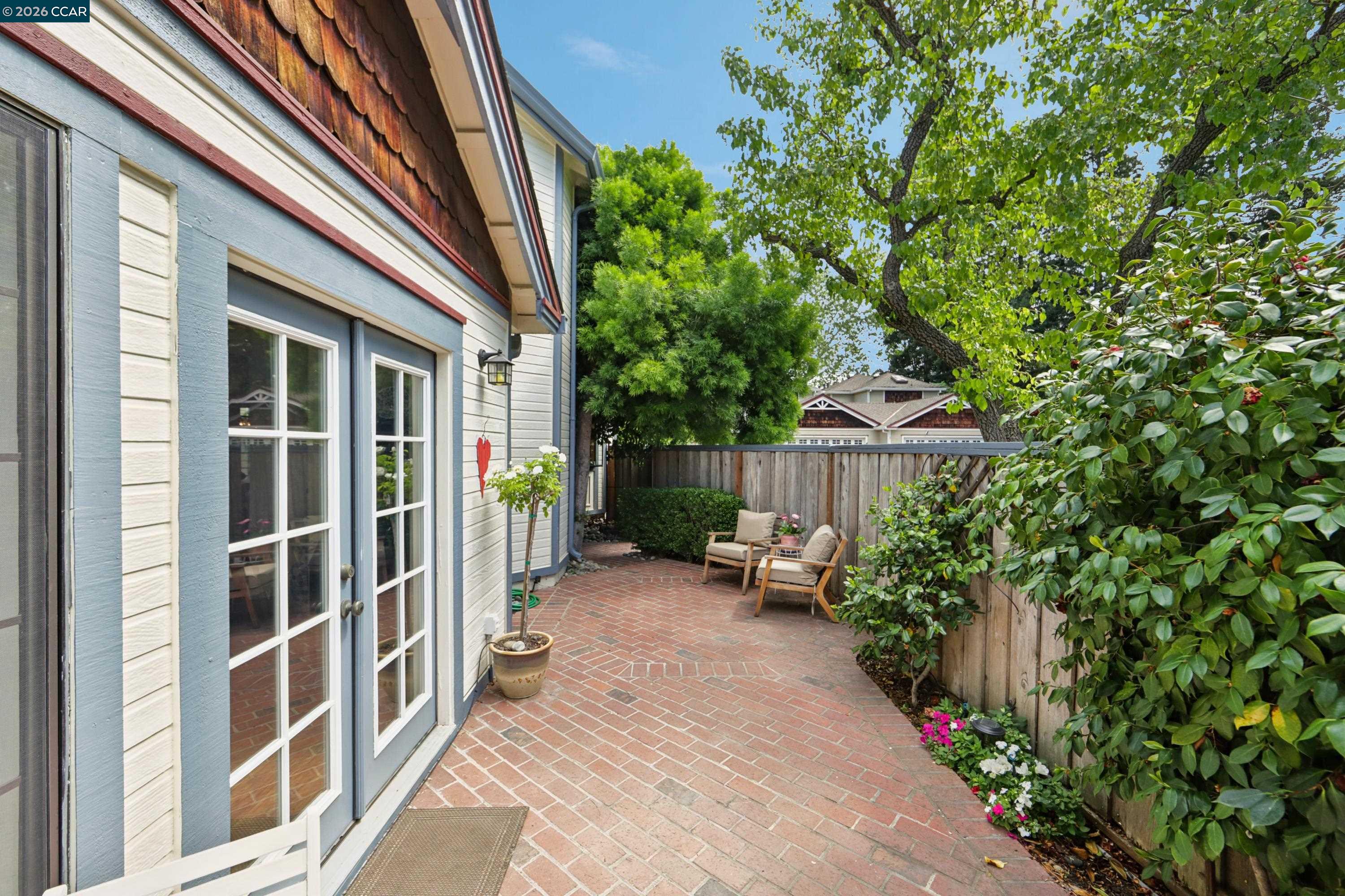 Detail Gallery Image 33 of 37 For 1164 Tiffany Ln, Pleasanton,  CA 94566 - 3 Beds | 2/1 Baths