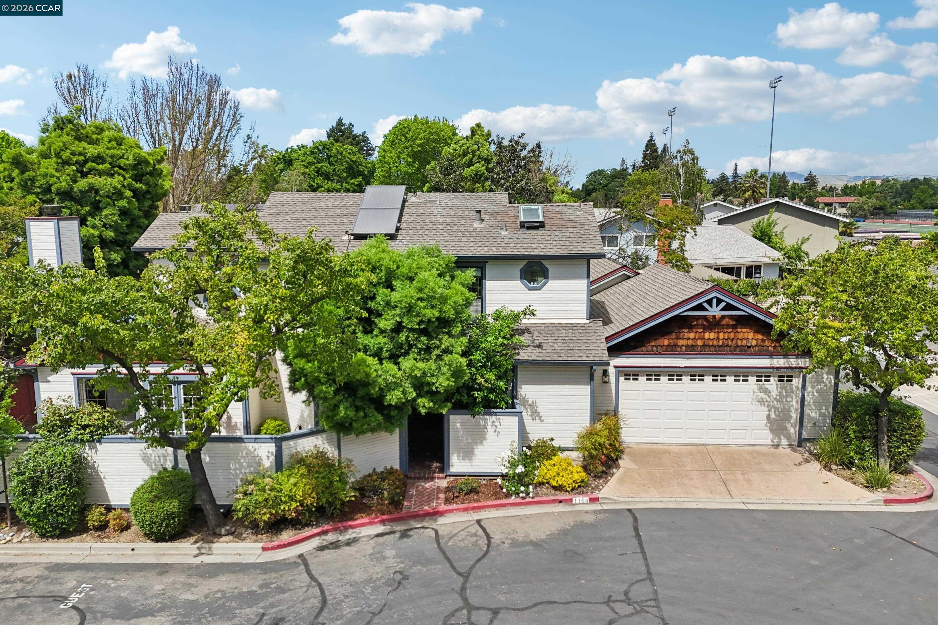 Detail Gallery Image 34 of 37 For 1164 Tiffany Ln, Pleasanton,  CA 94566 - 3 Beds | 2/1 Baths