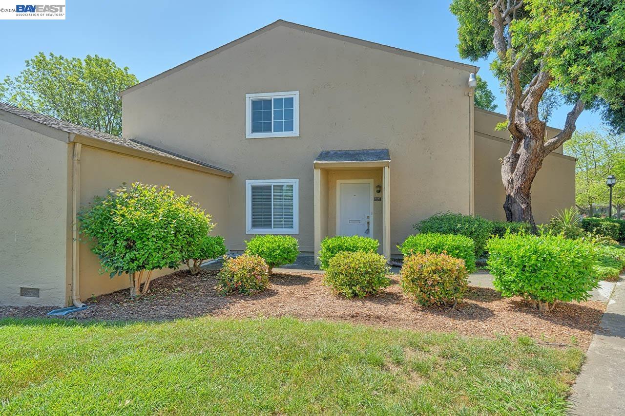 Detail Gallery Image 2 of 39 For 4291 Polaris Ave, Union City,  CA 94587 - 4 Beds | 2/1 Baths