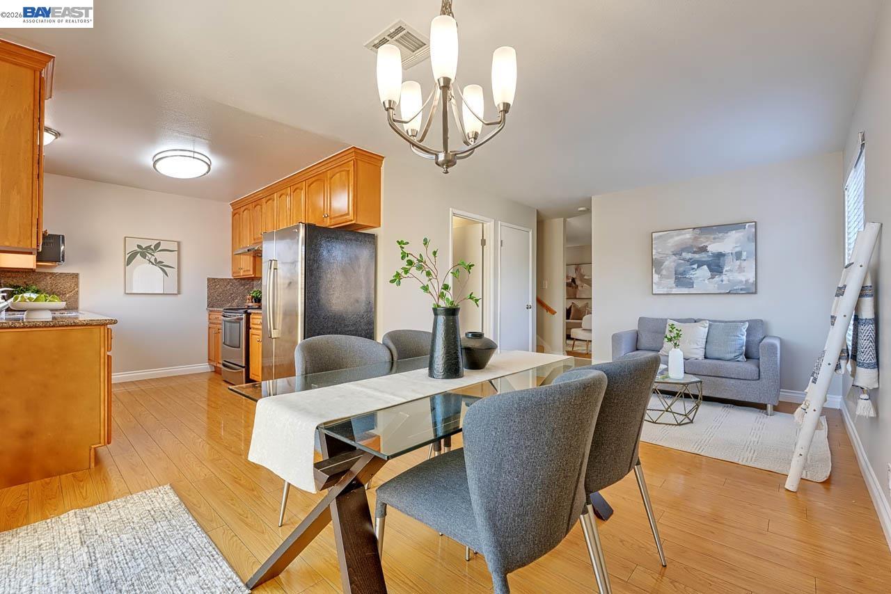 Detail Gallery Image 11 of 39 For 4291 Polaris Ave, Union City,  CA 94587 - 4 Beds | 2/1 Baths