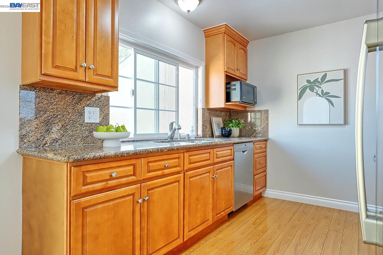 Detail Gallery Image 15 of 39 For 4291 Polaris Ave, Union City,  CA 94587 - 4 Beds | 2/1 Baths