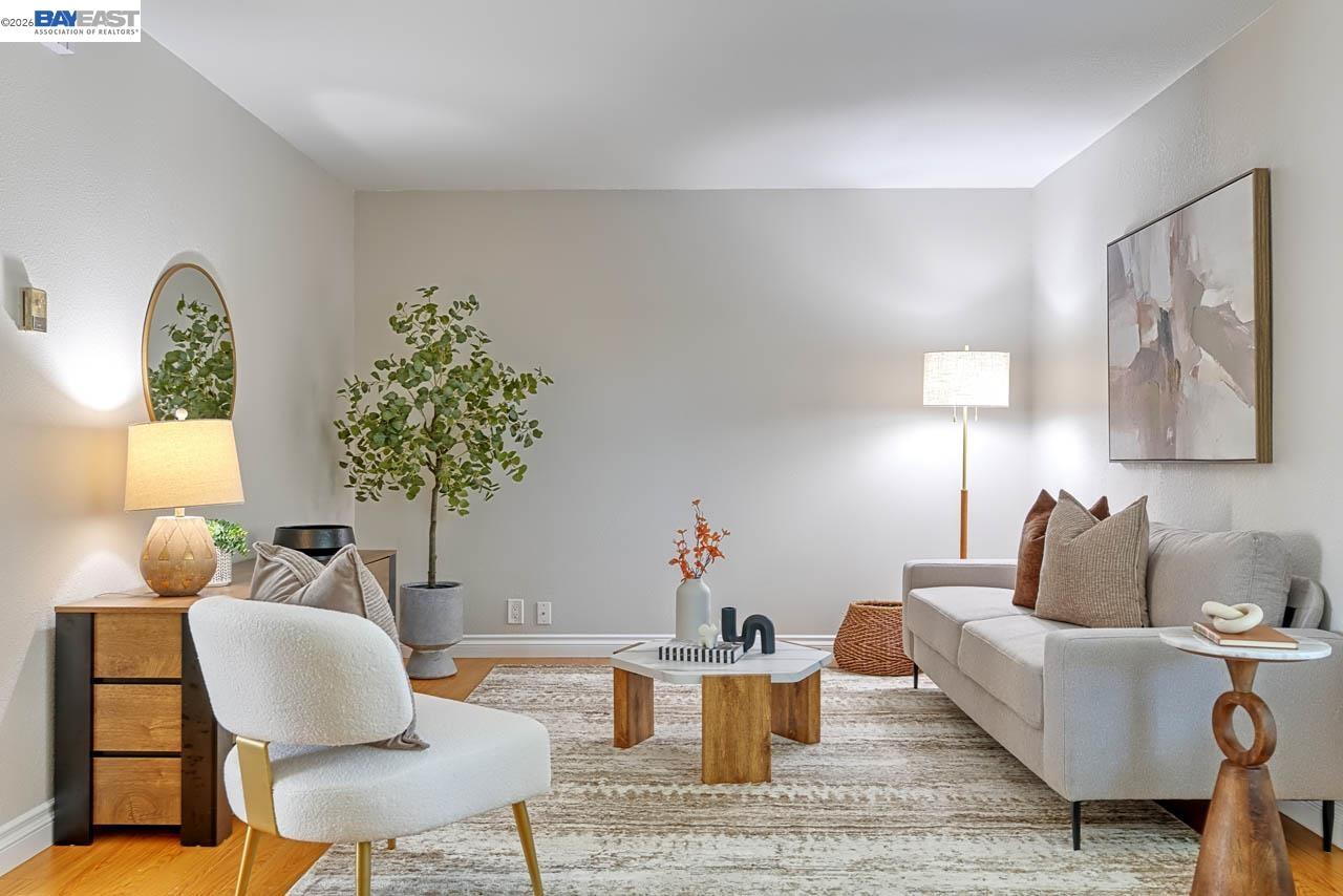 Detail Gallery Image 3 of 39 For 4291 Polaris Ave, Union City,  CA 94587 - 4 Beds | 2/1 Baths