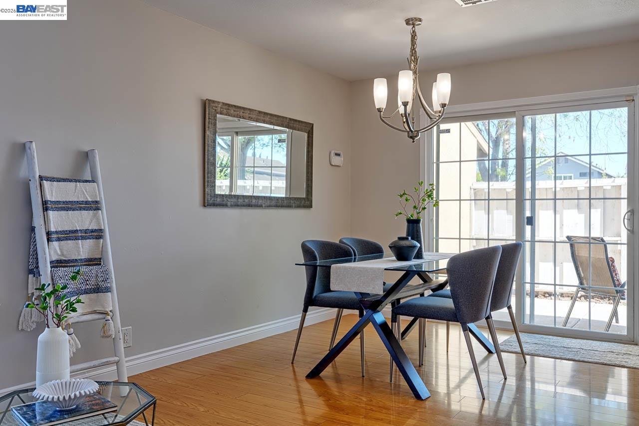 Detail Gallery Image 7 of 39 For 4291 Polaris Ave, Union City,  CA 94587 - 4 Beds | 2/1 Baths