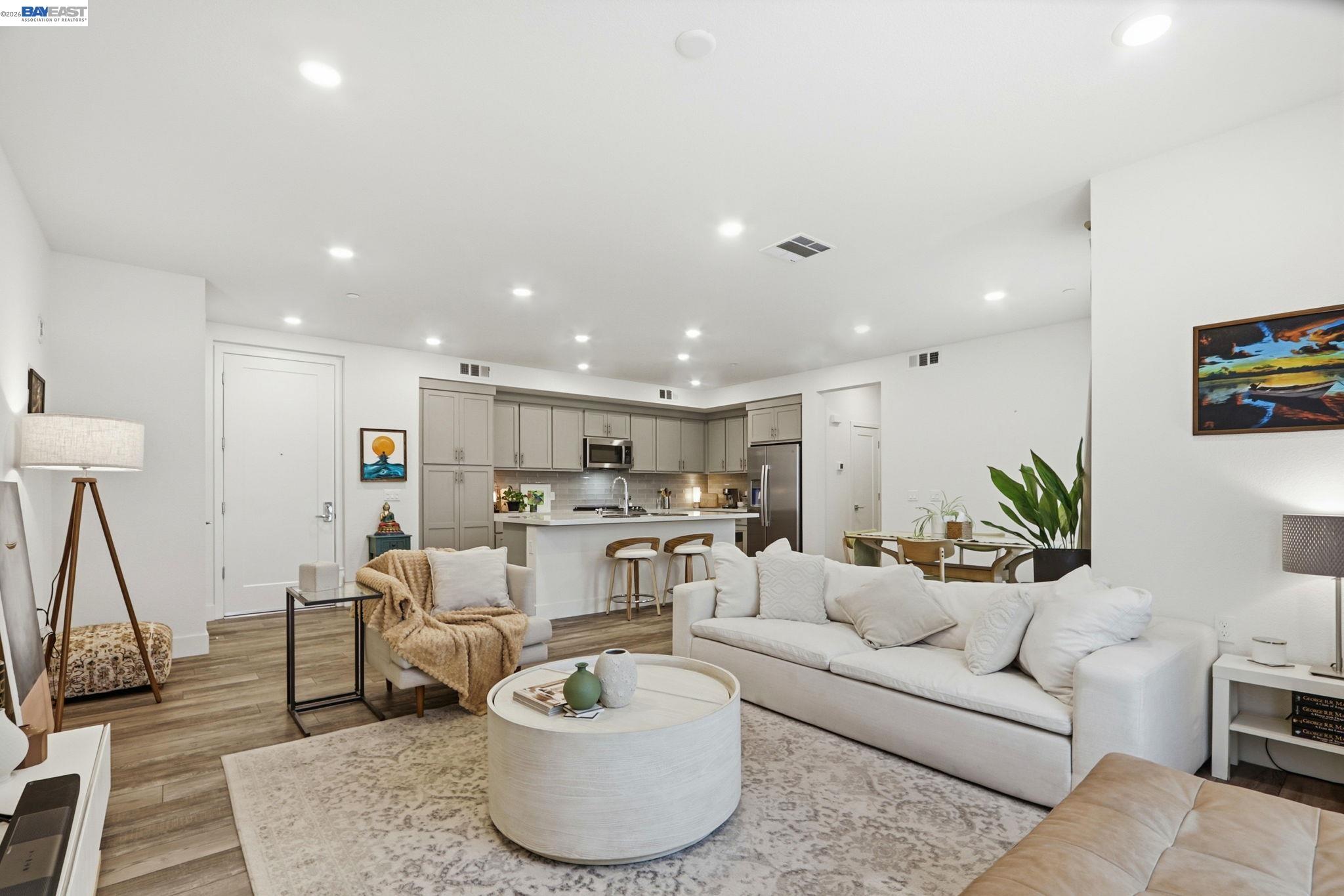 Photo #11: 41130032 Listing: Photo #11