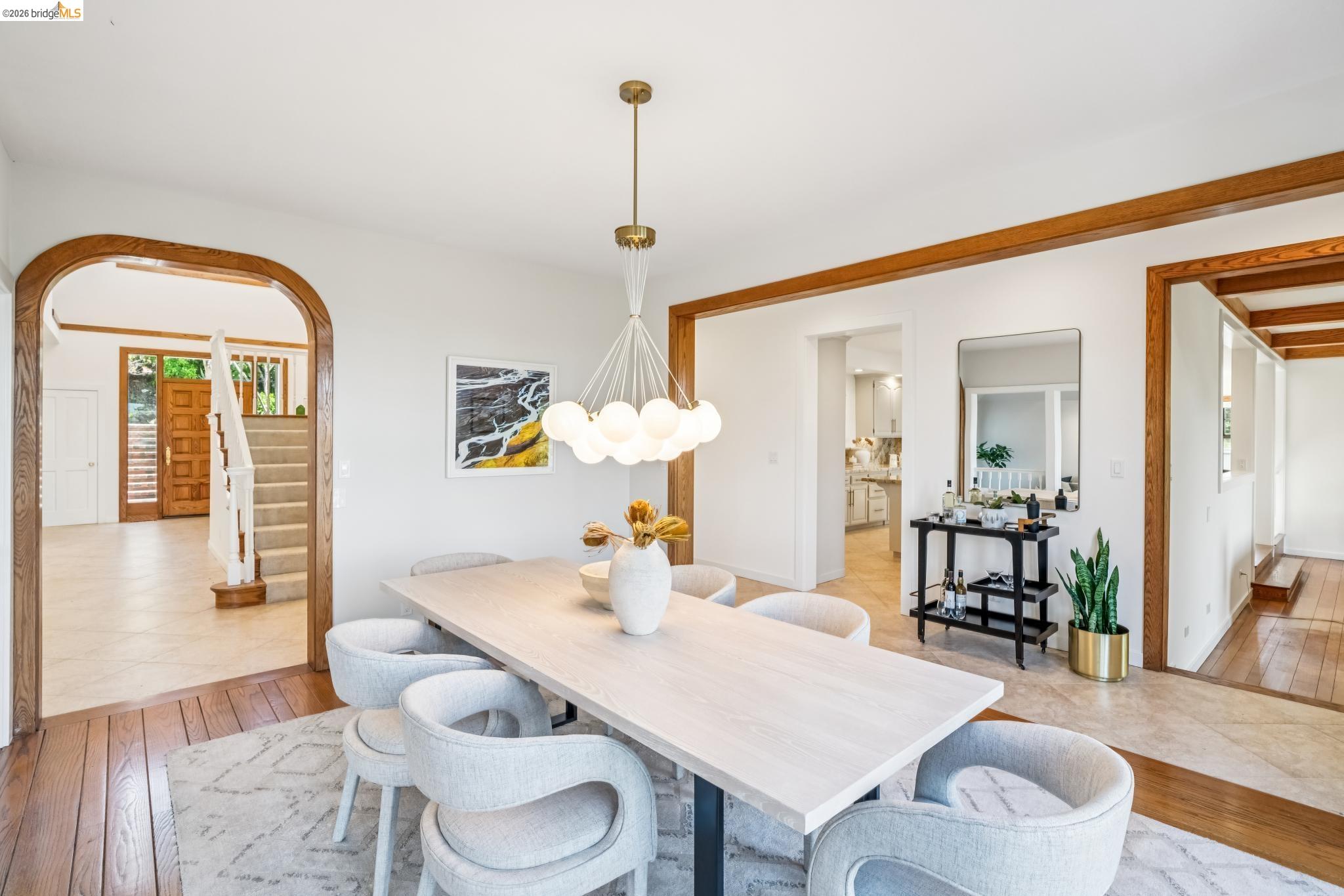 Detail Gallery Image 16 of 60 For 6277 Wood Dr, Oakland,  CA 94611 - 5 Beds | 5/2 Baths