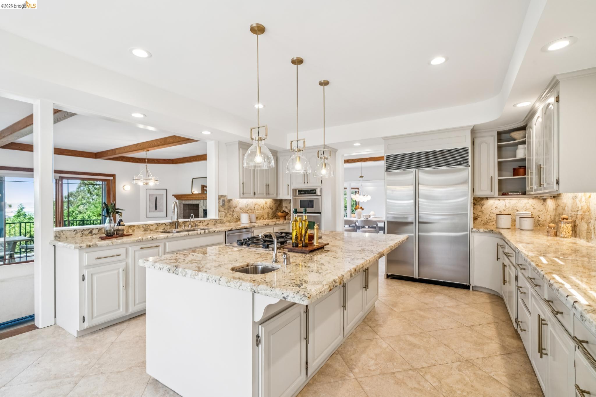 Detail Gallery Image 20 of 60 For 6277 Wood Dr, Oakland,  CA 94611 - 5 Beds | 5/2 Baths