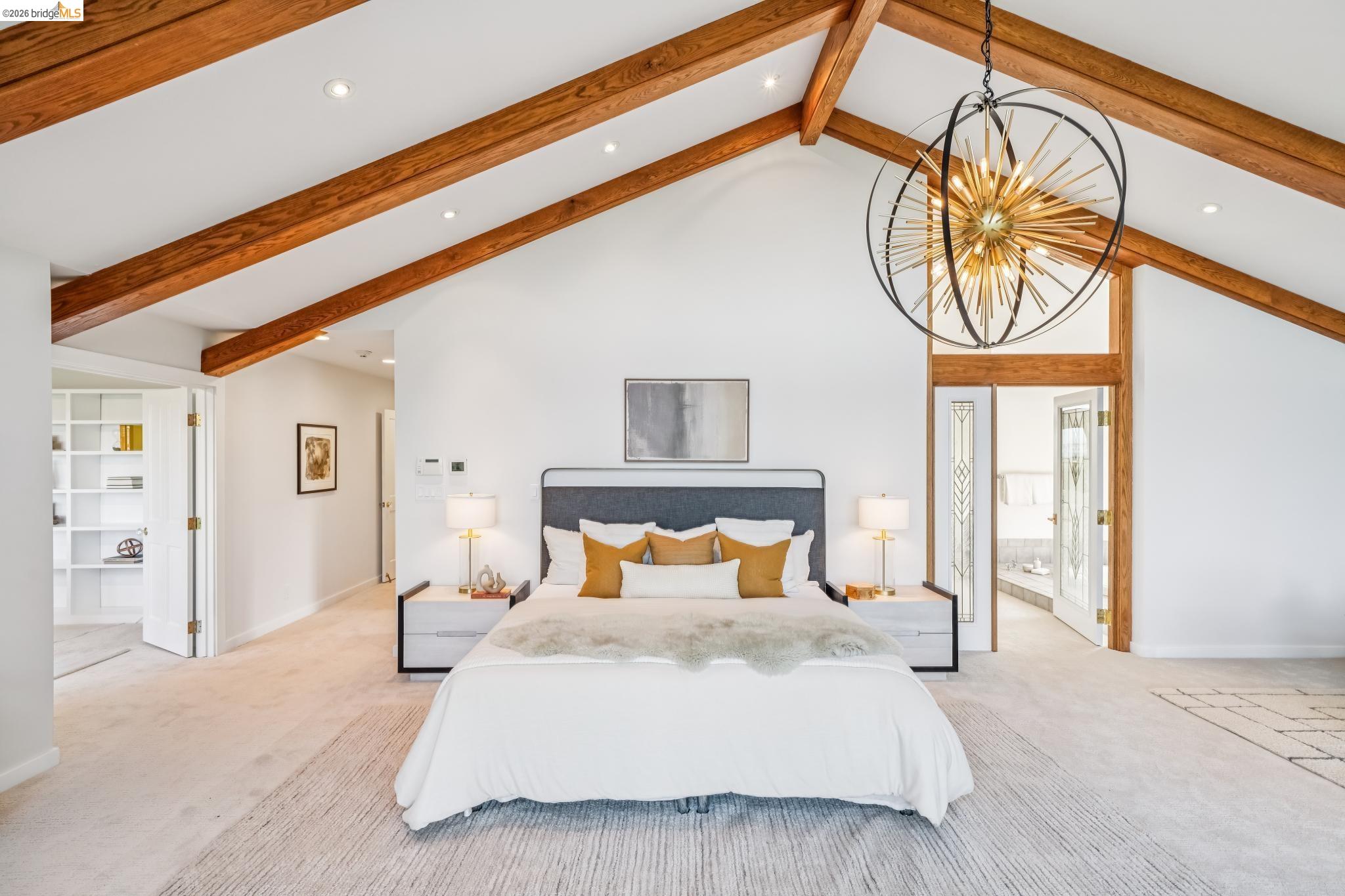 Detail Gallery Image 29 of 60 For 6277 Wood Dr, Oakland,  CA 94611 - 5 Beds | 5/2 Baths