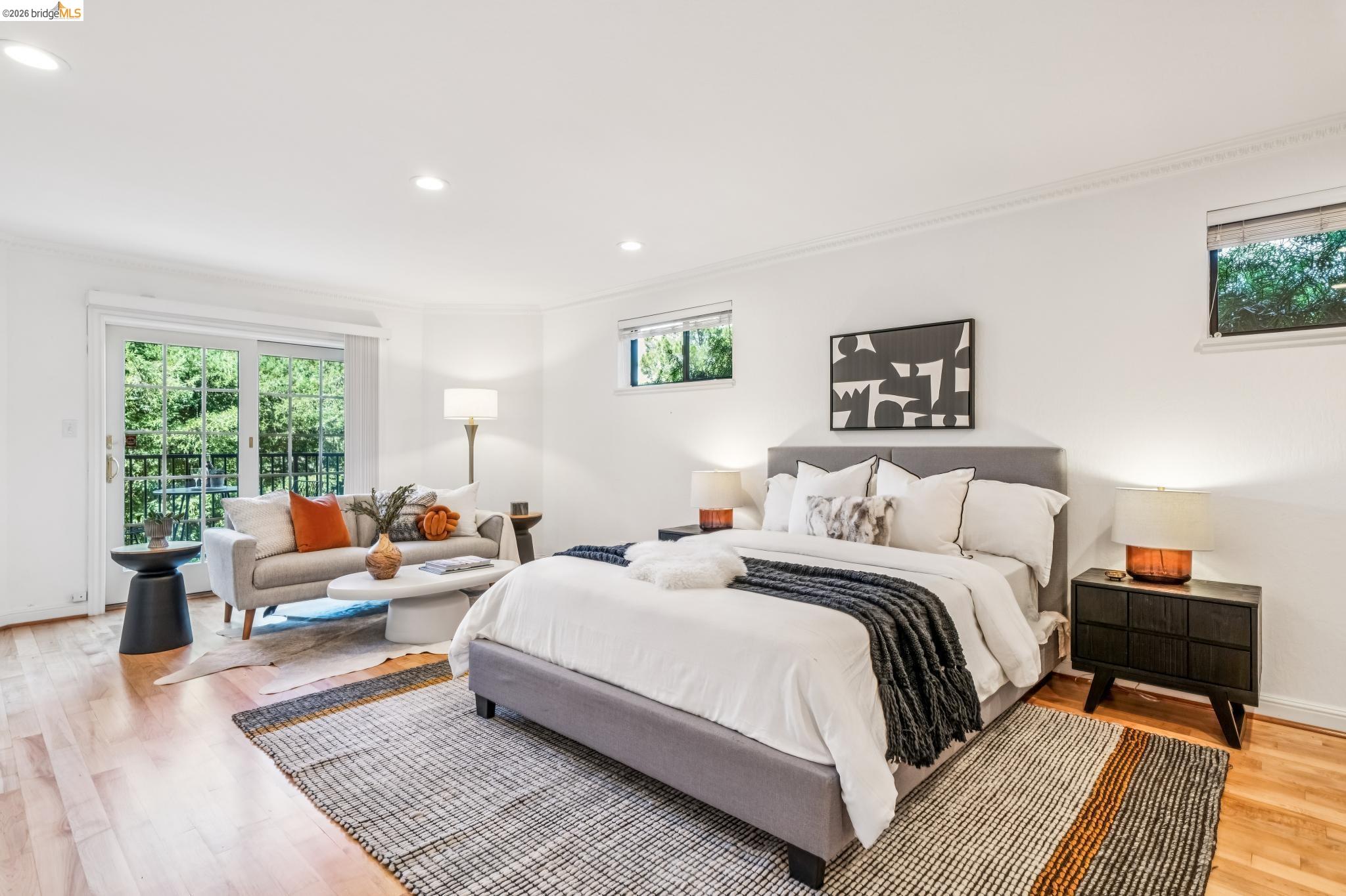 Detail Gallery Image 45 of 60 For 6277 Wood Dr, Oakland,  CA 94611 - 5 Beds | 5/2 Baths