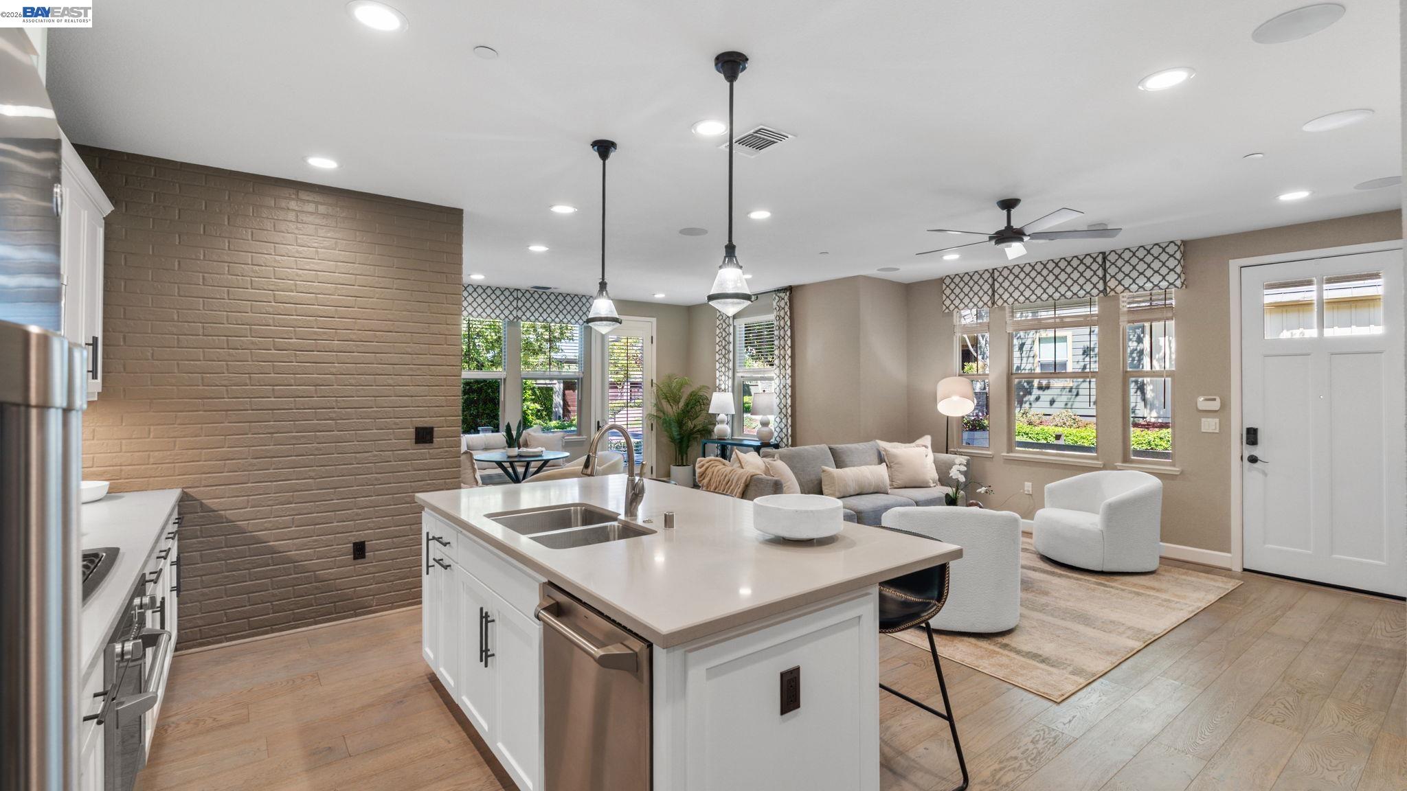 Photo #9: 41130040 Listing: Photo #9