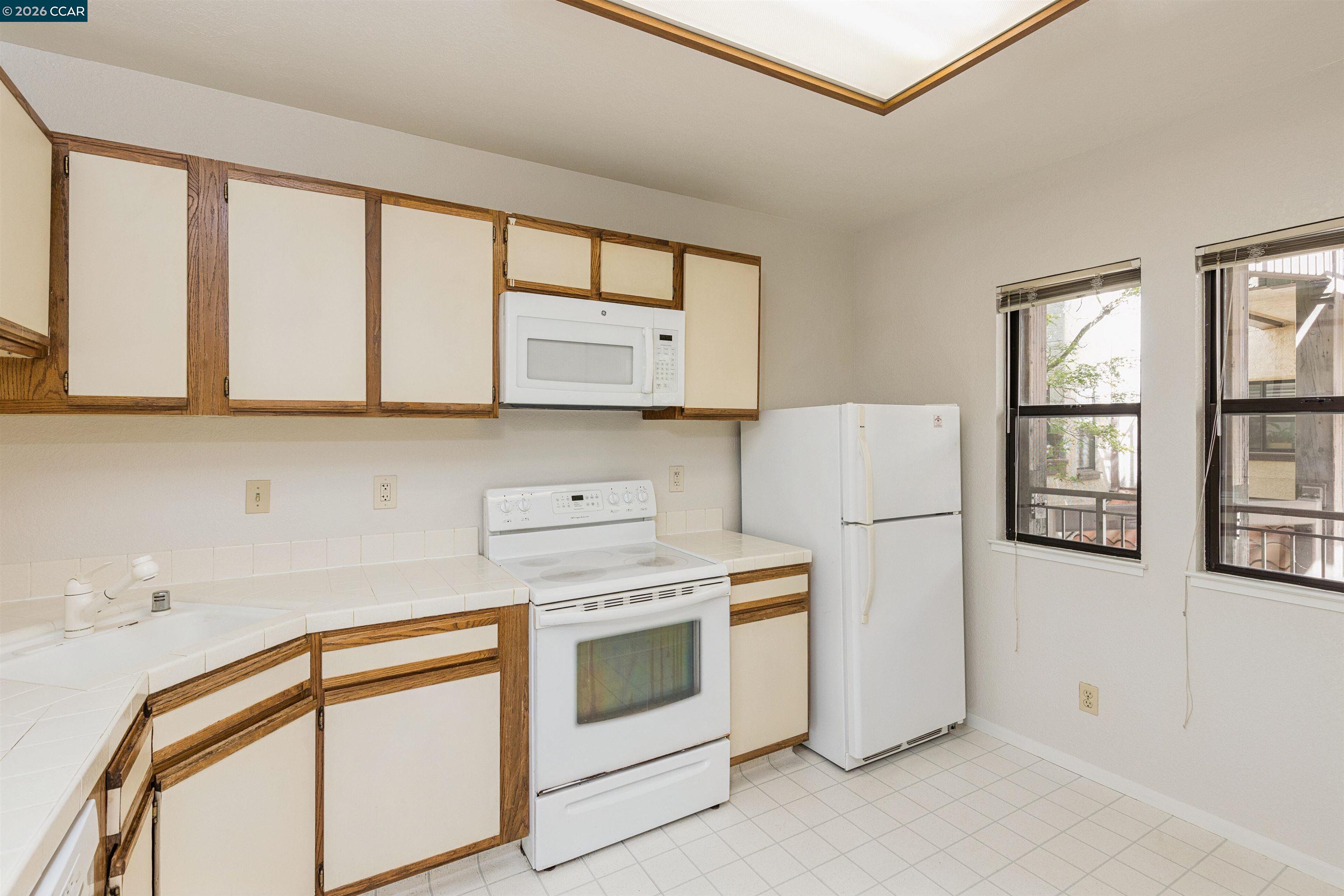 Photo #11: 41130041 Listing: Photo #11