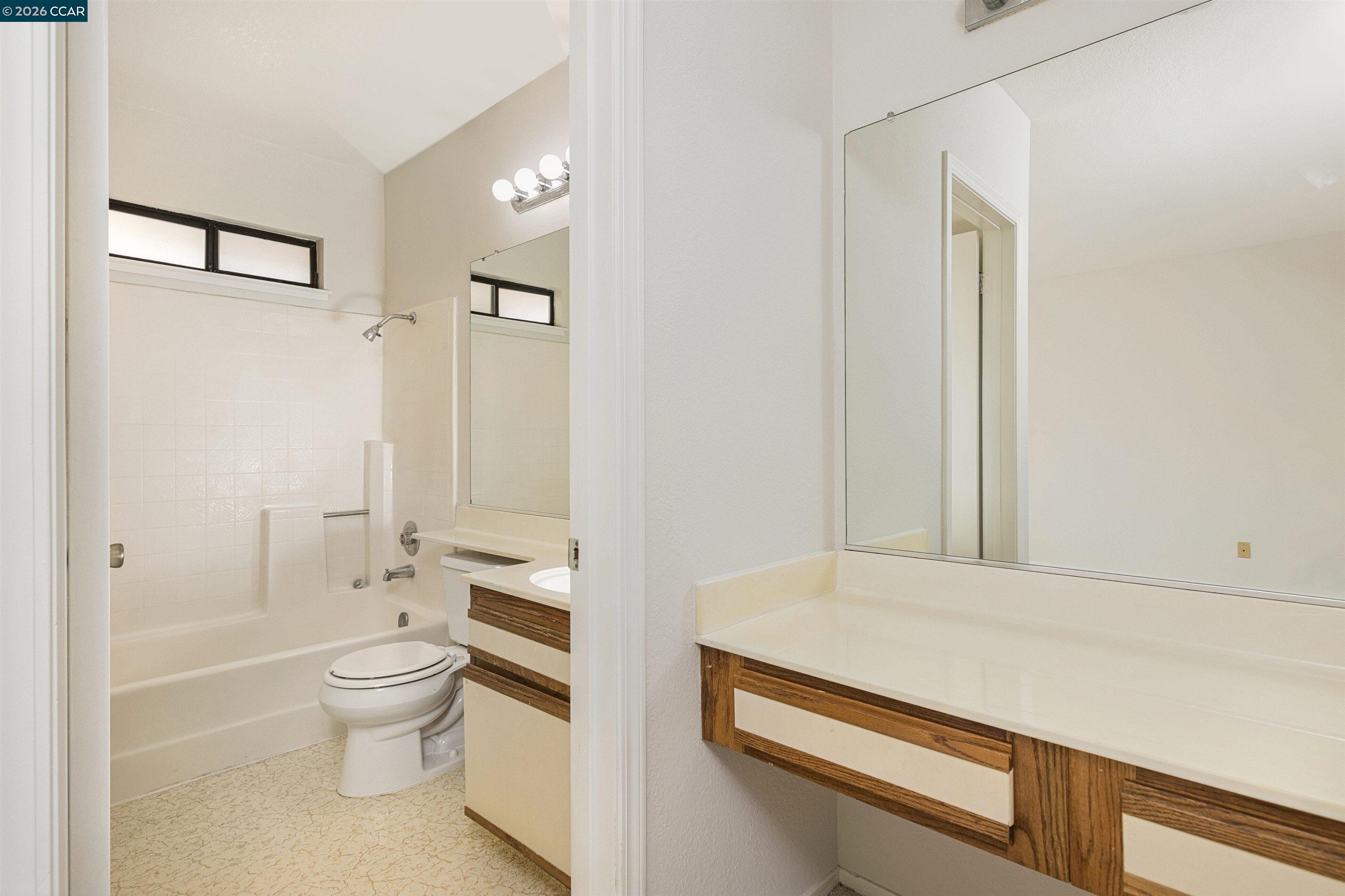 Photo #17: 41130041 Listing: Photo #17