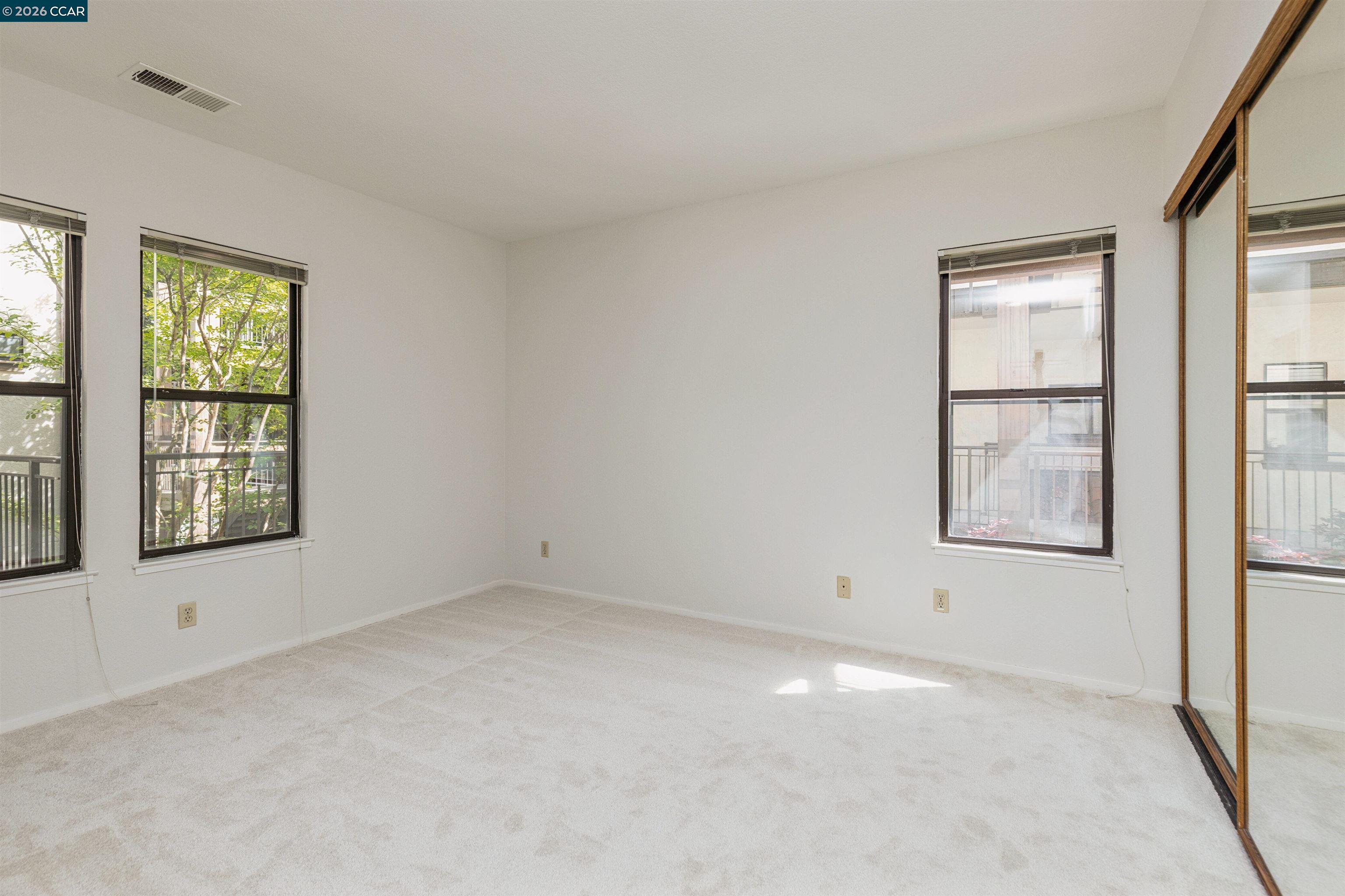 Photo #23: 41130041 Listing: Photo #23