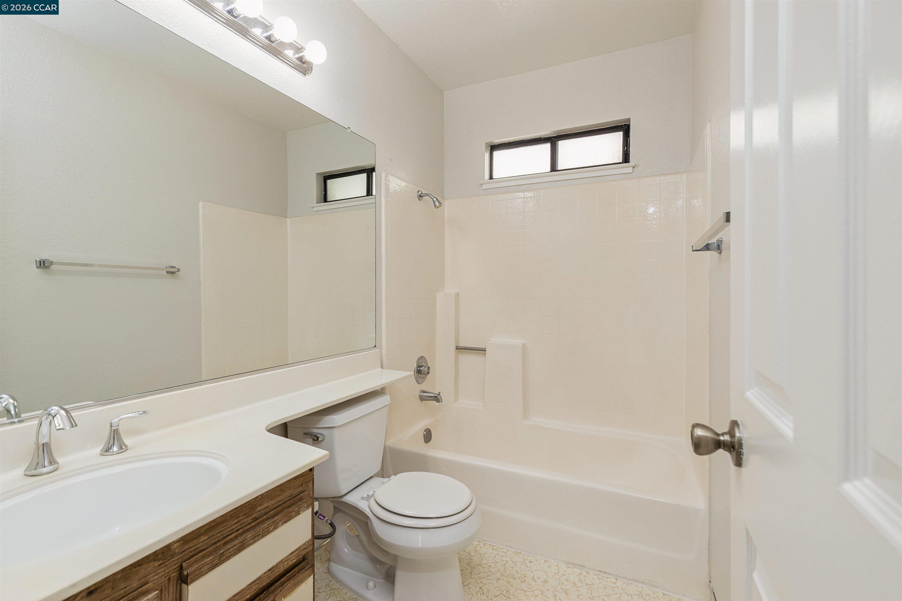 Photo #25: 41130041 Listing: Photo #25