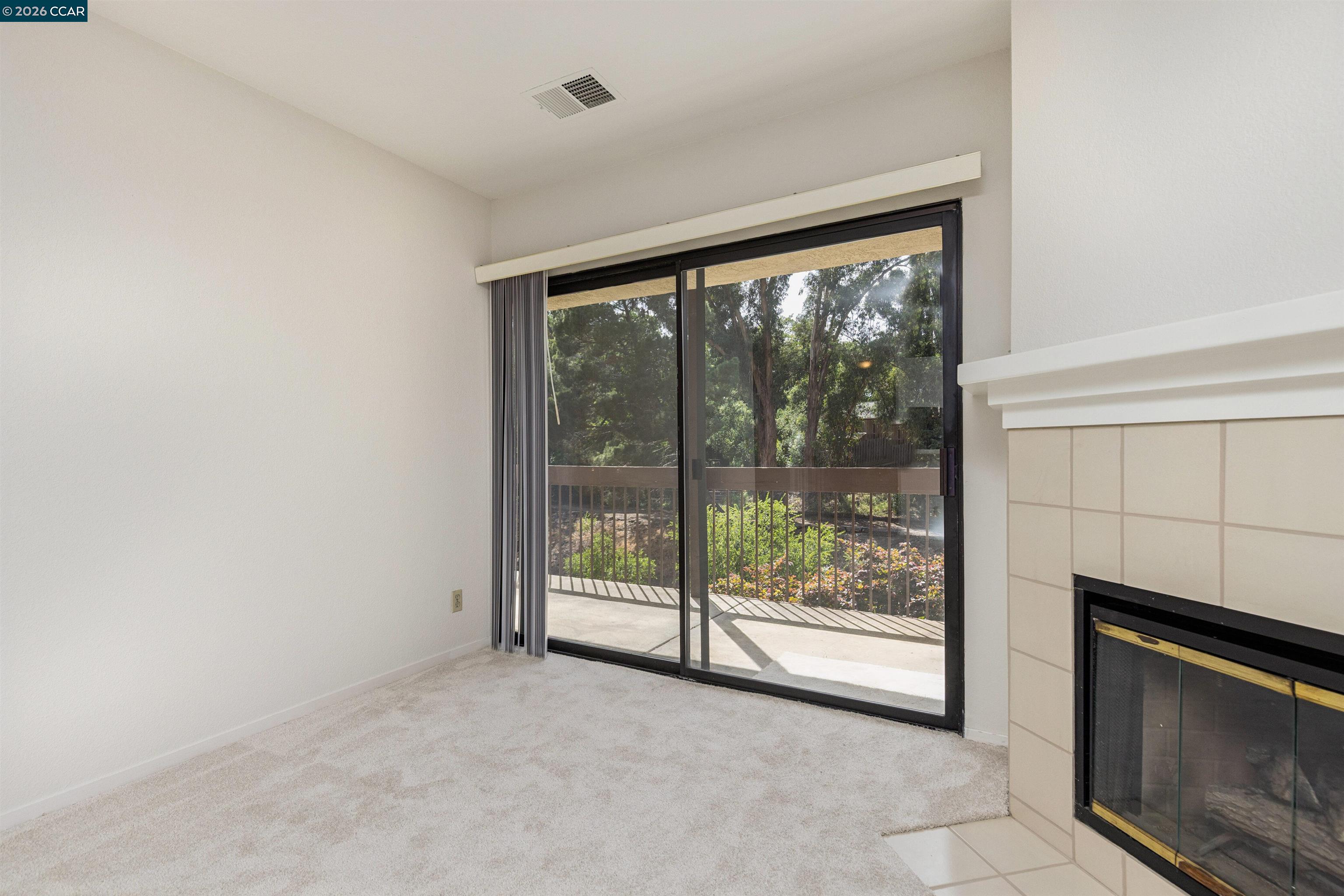 Photo #6: 41130041 Listing: Photo #6