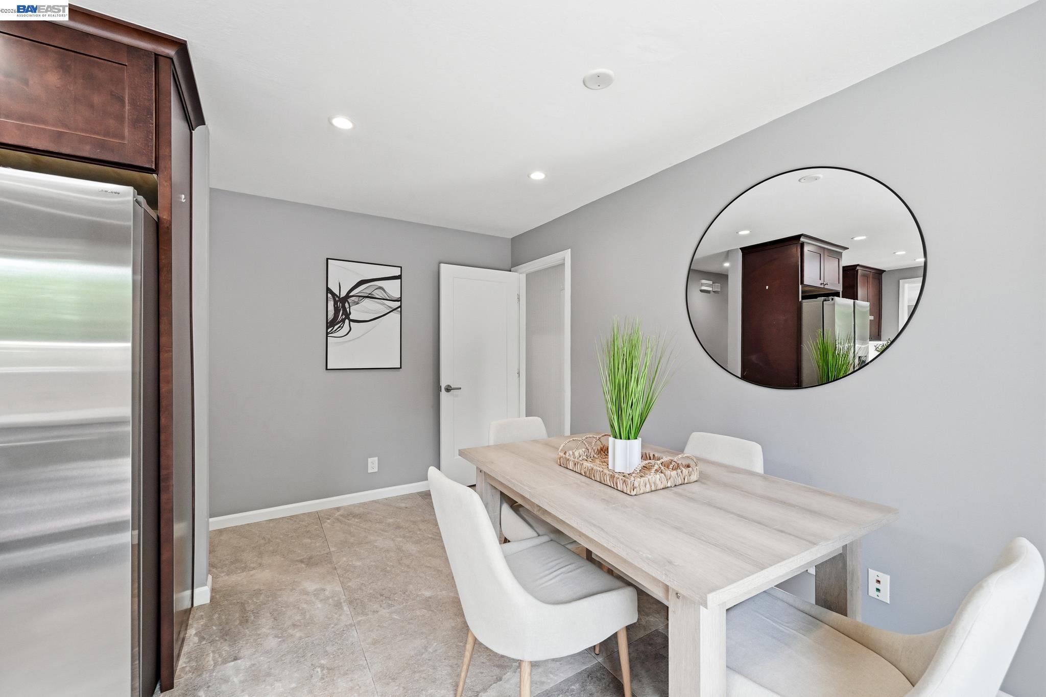 Detail Gallery Image 18 of 57 For 5673 Drysdale Dr, San Jose,  CA 95124 - 3 Beds | 2 Baths