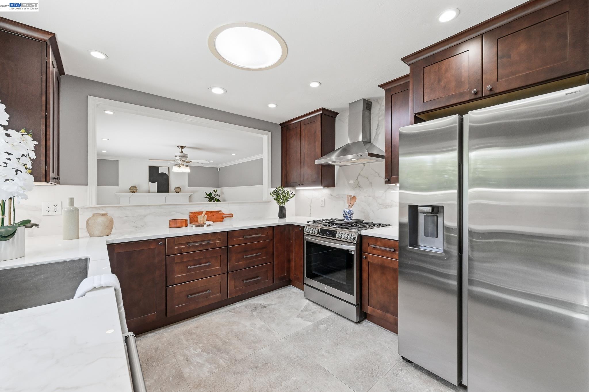 Detail Gallery Image 20 of 57 For 5673 Drysdale Dr, San Jose,  CA 95124 - 3 Beds | 2 Baths