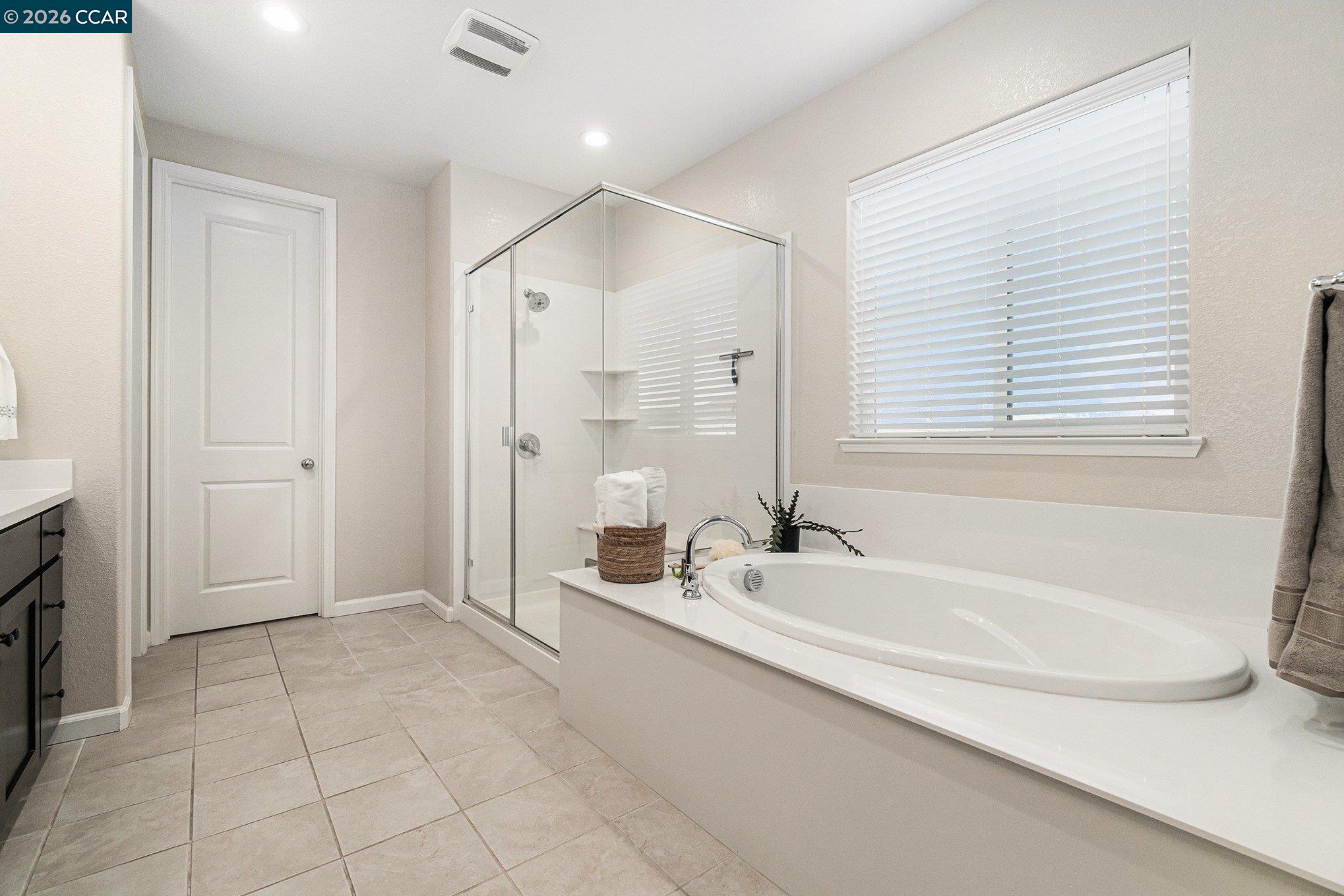 Detail Gallery Image 26 of 45 For 208 Littleton St, Oakley,  CA 94561 - 5 Beds | 4 Baths