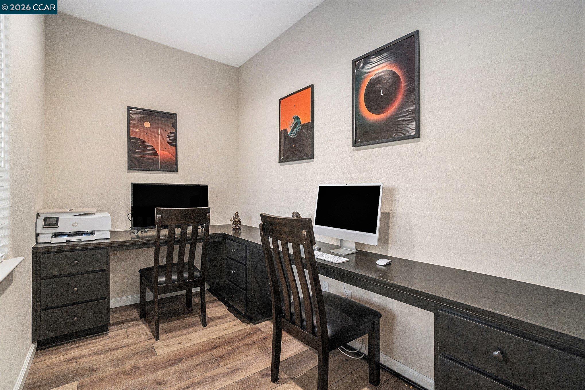 Detail Gallery Image 4 of 45 For 208 Littleton St, Oakley,  CA 94561 - 5 Beds | 4 Baths