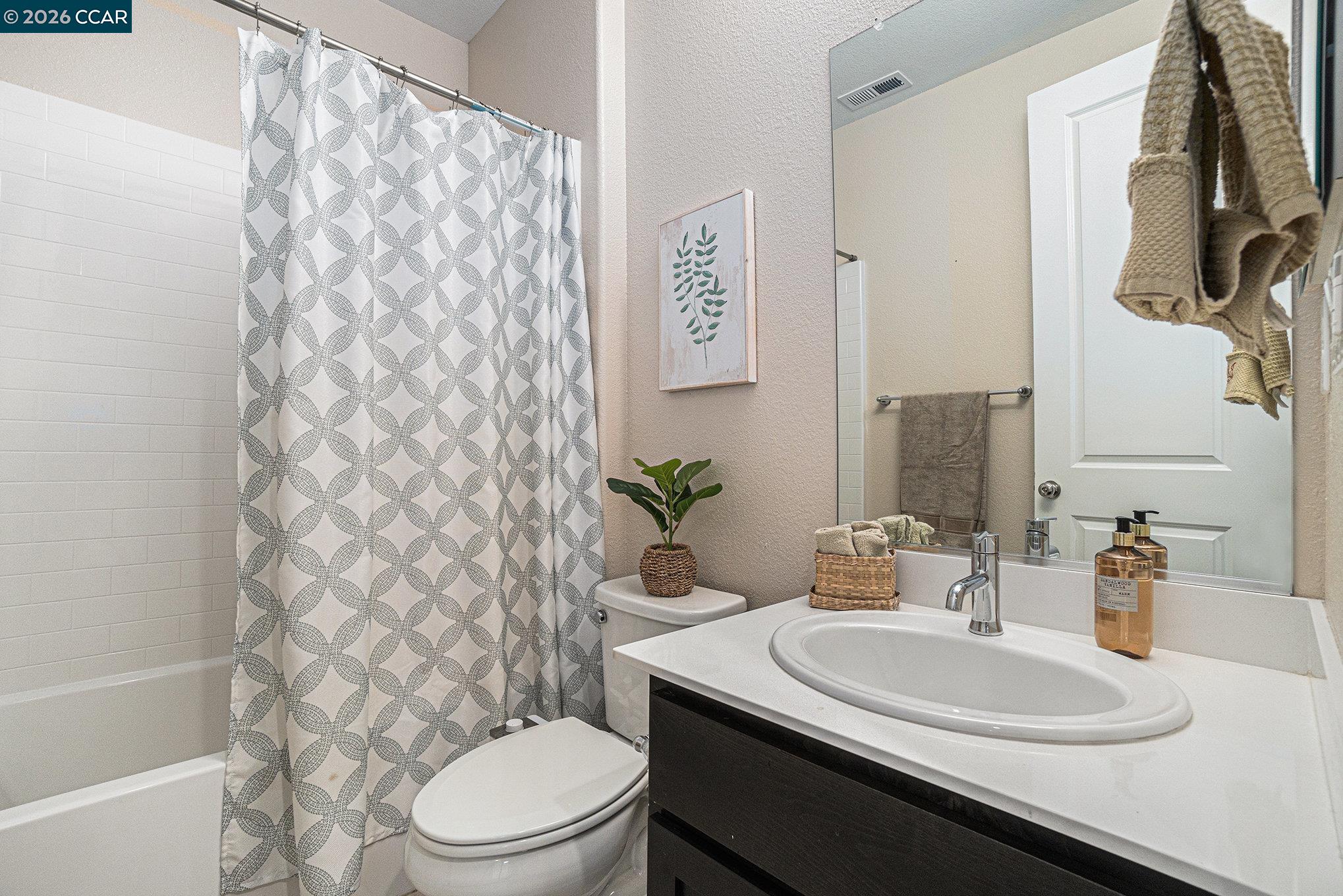 Detail Gallery Image 31 of 45 For 208 Littleton St, Oakley,  CA 94561 - 5 Beds | 4 Baths