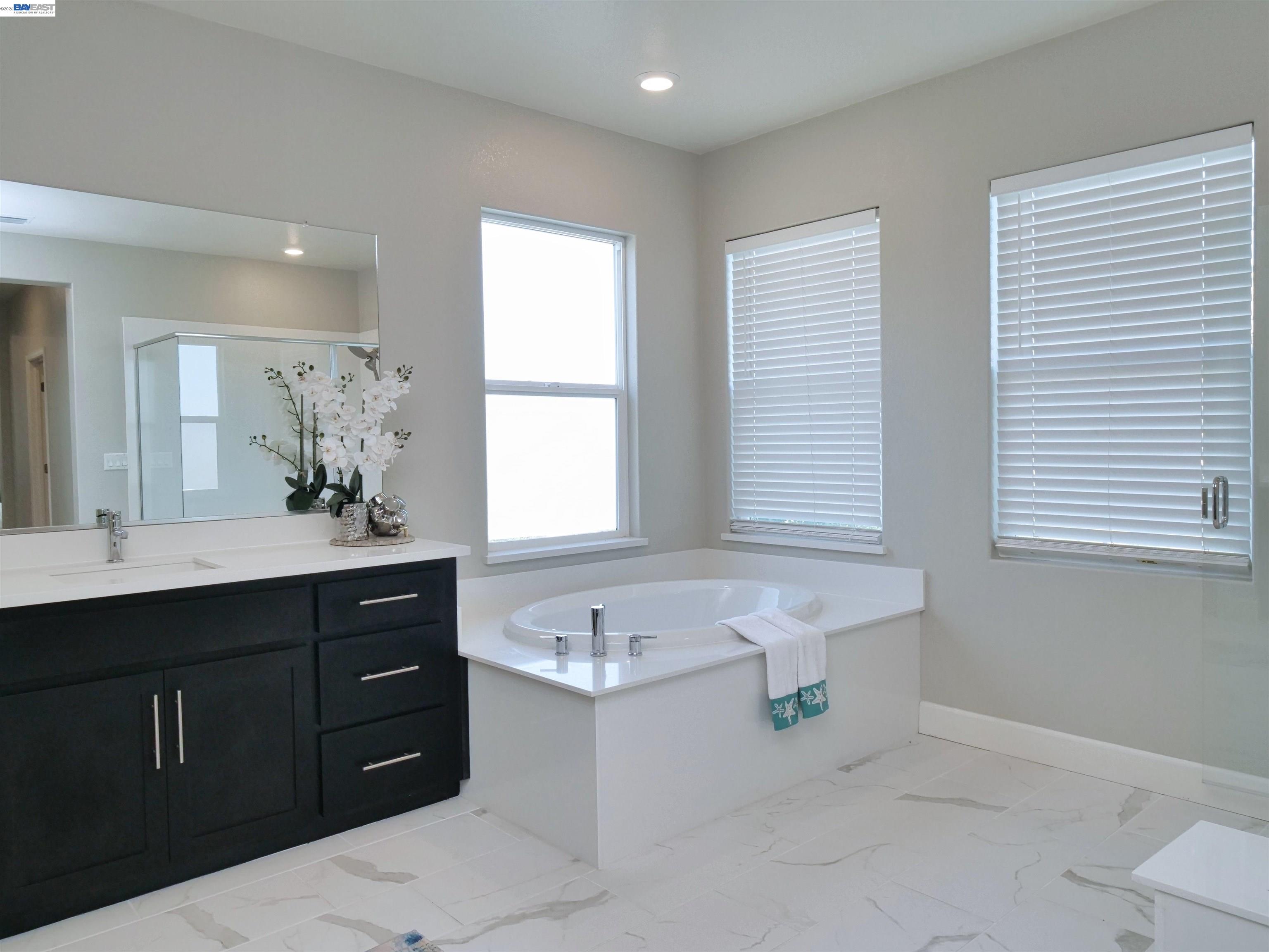 Detail Gallery Image 36 of 56 For 2582 Azalea Ave, Tracy,  CA 95376 - 4 Beds | 3/1 Baths