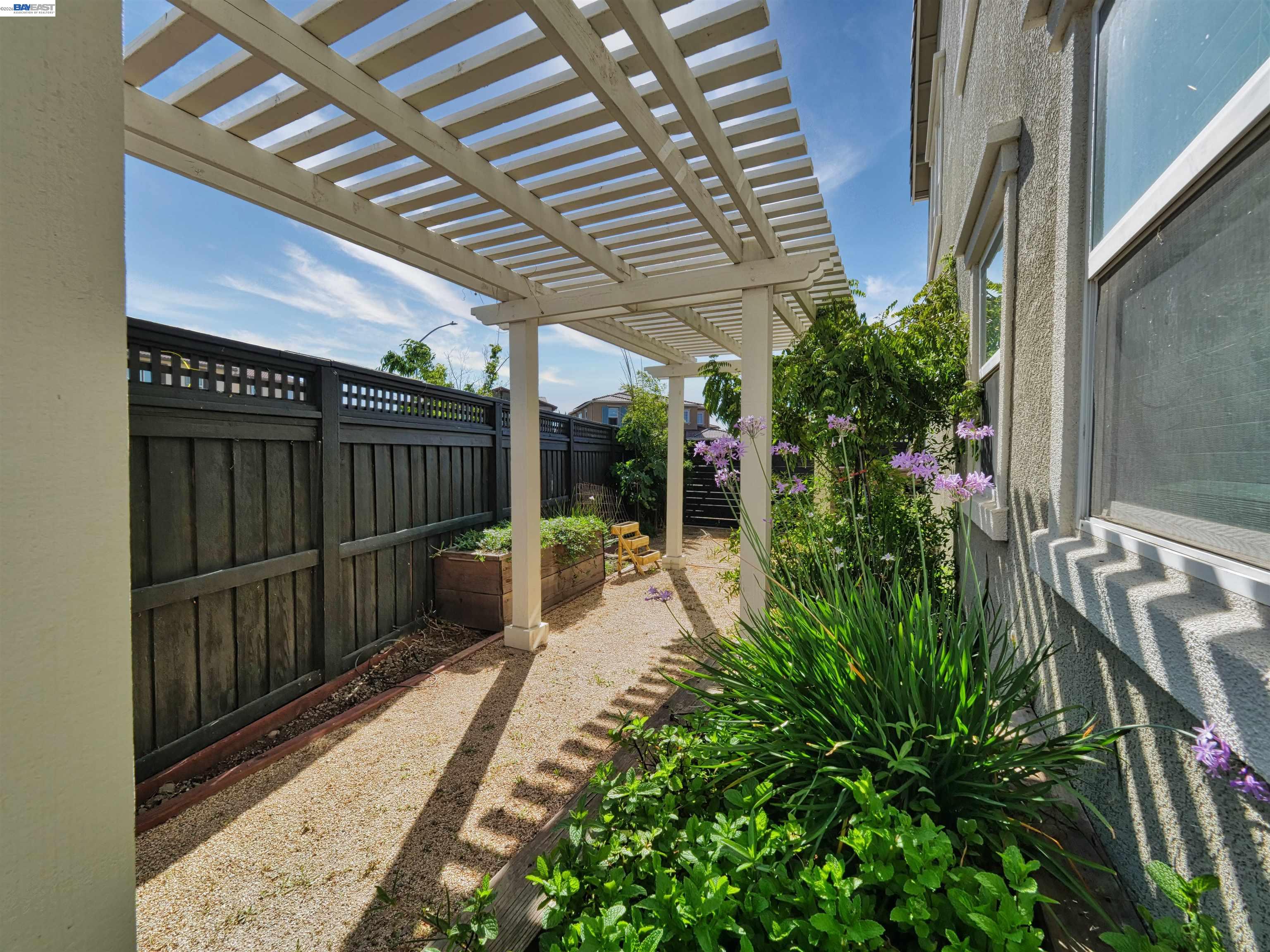 Detail Gallery Image 55 of 56 For 2582 Azalea Ave, Tracy,  CA 95376 - 4 Beds | 3/1 Baths