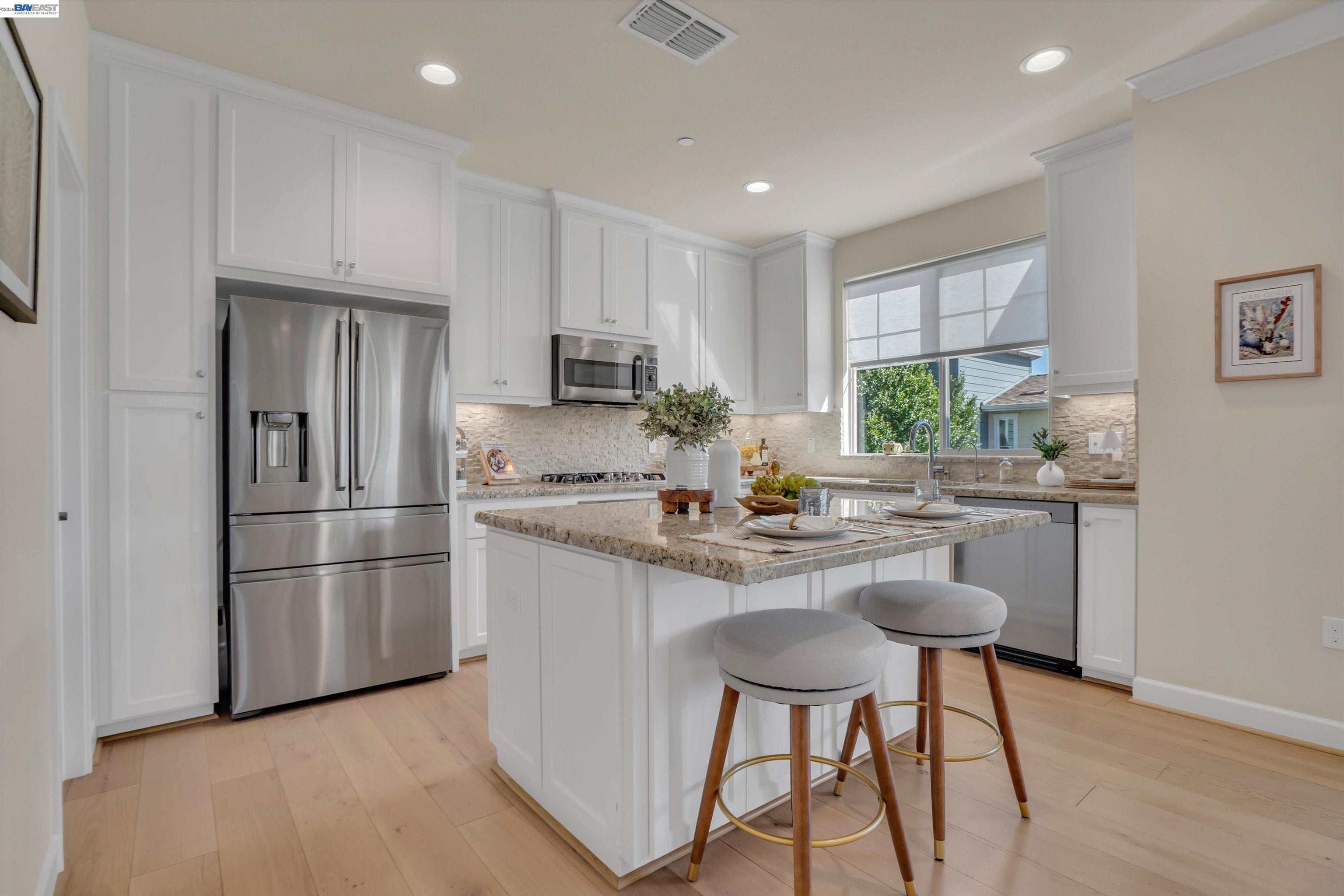 Photo #5: 41130085 Listing: Photo #5