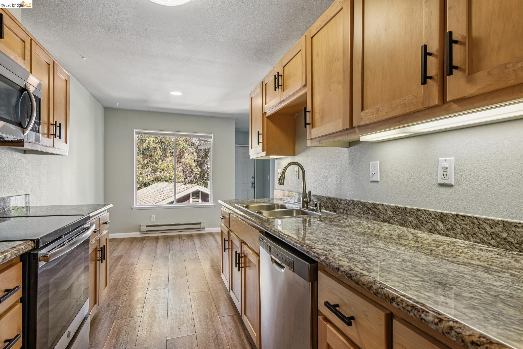 Photo #20: 41130087 Listing: Photo #20