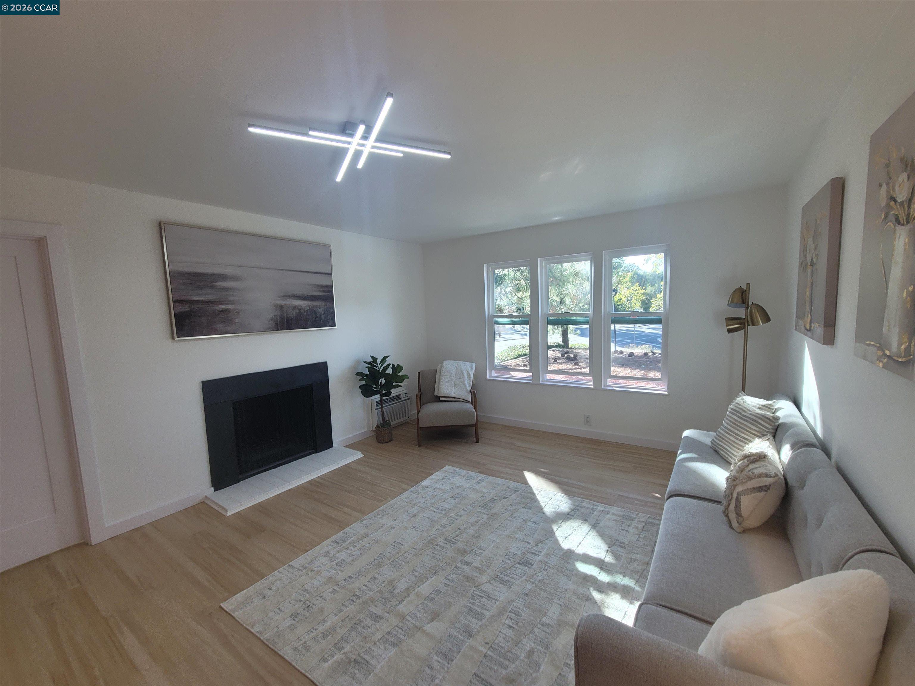 Photo #12: 41130088 Listing: Photo #12