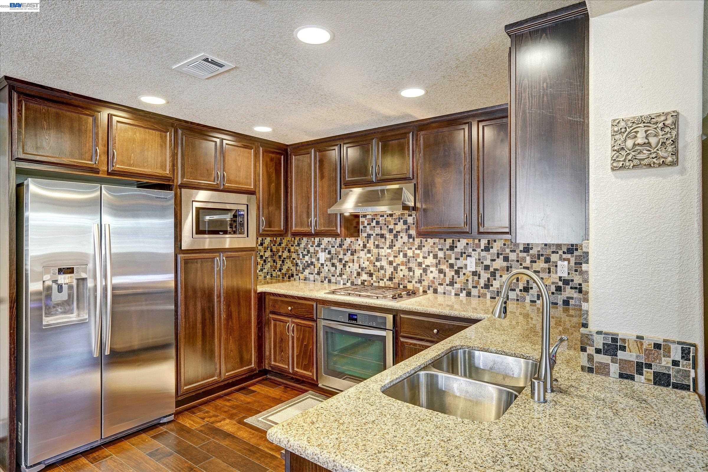 Photo #12: 41130091 Listing: Photo #12