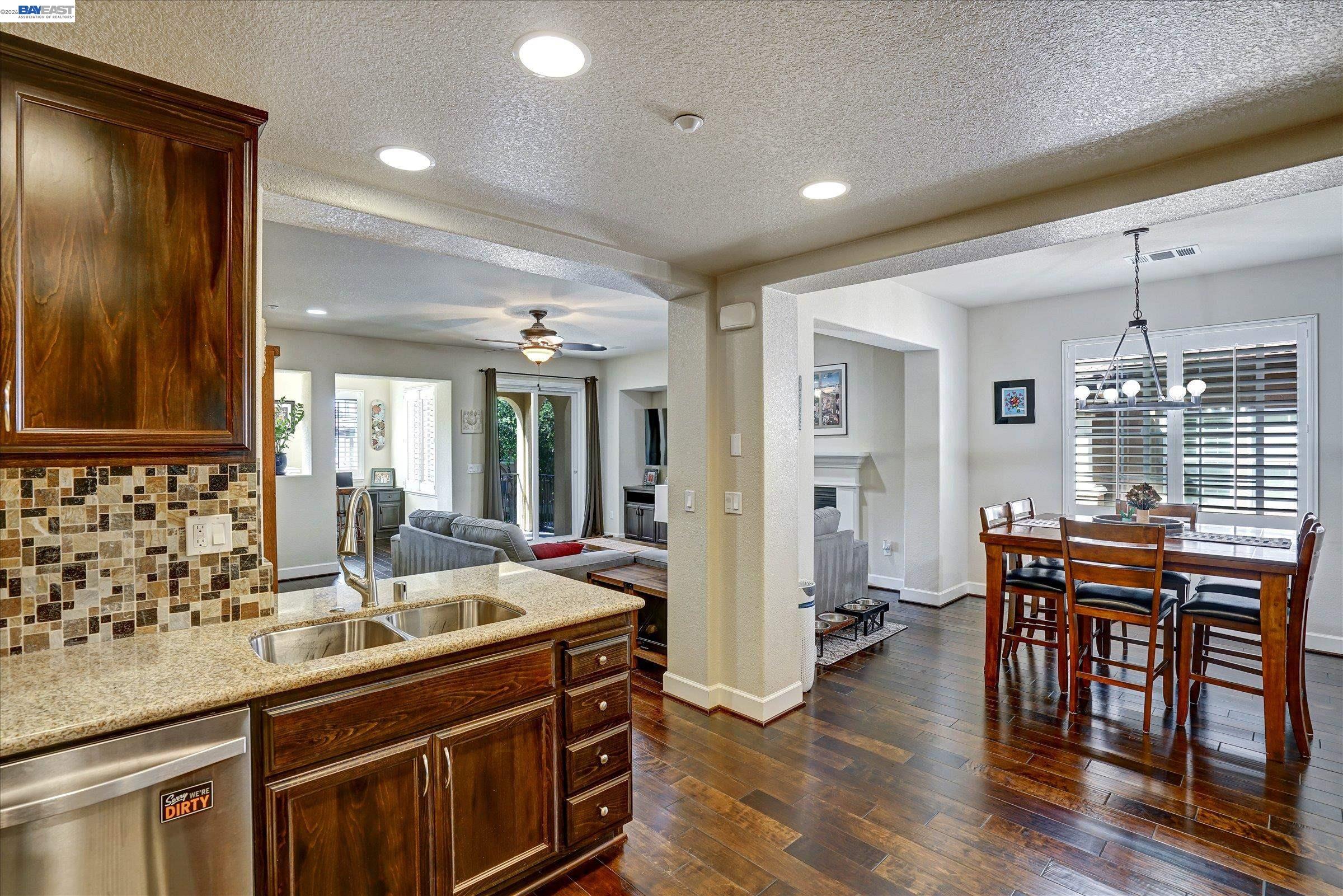 Photo #15: 41130091 Listing: Photo #15